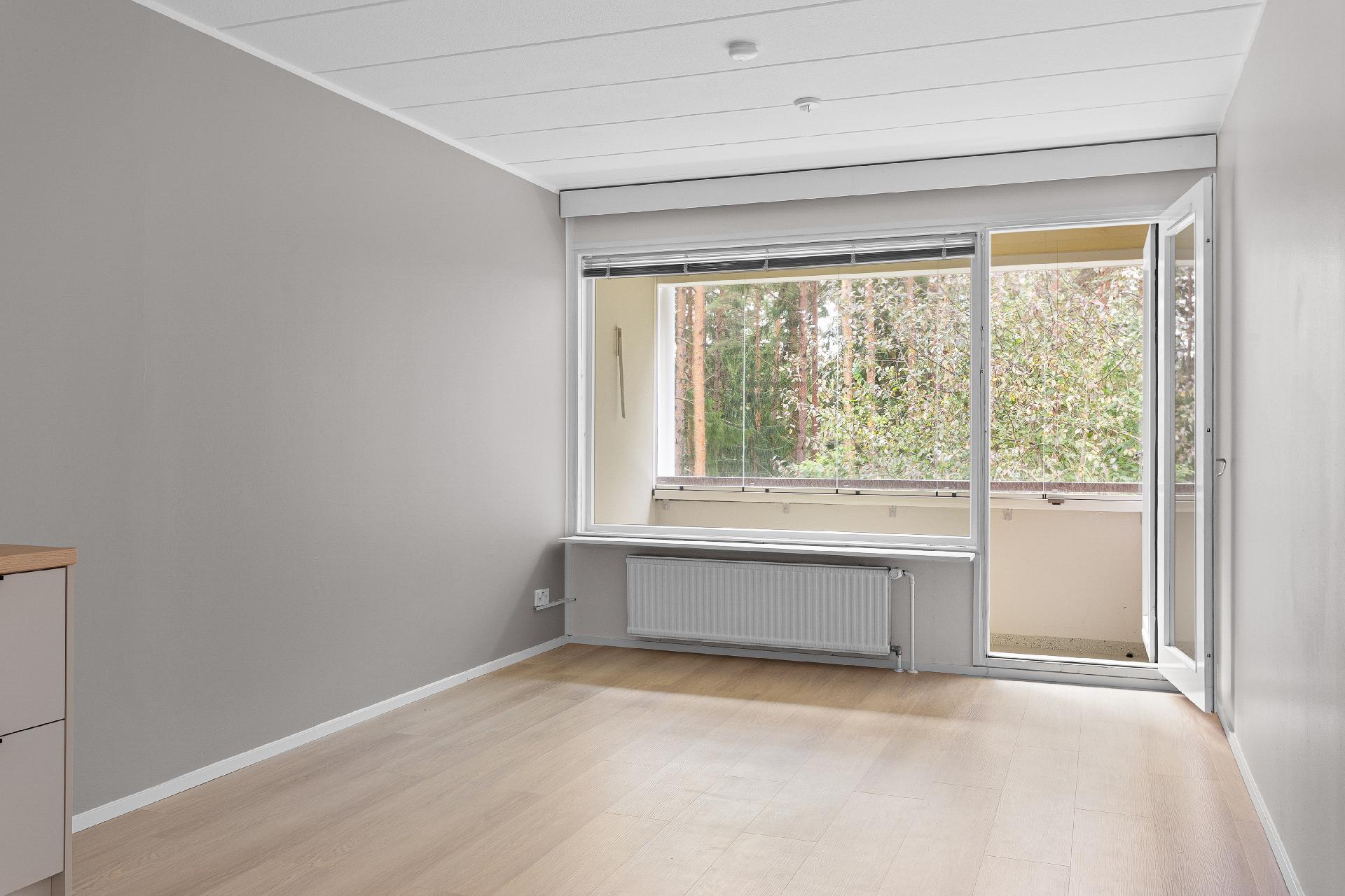 Lokkisaarentie 11, Vuosaari, Helsinki