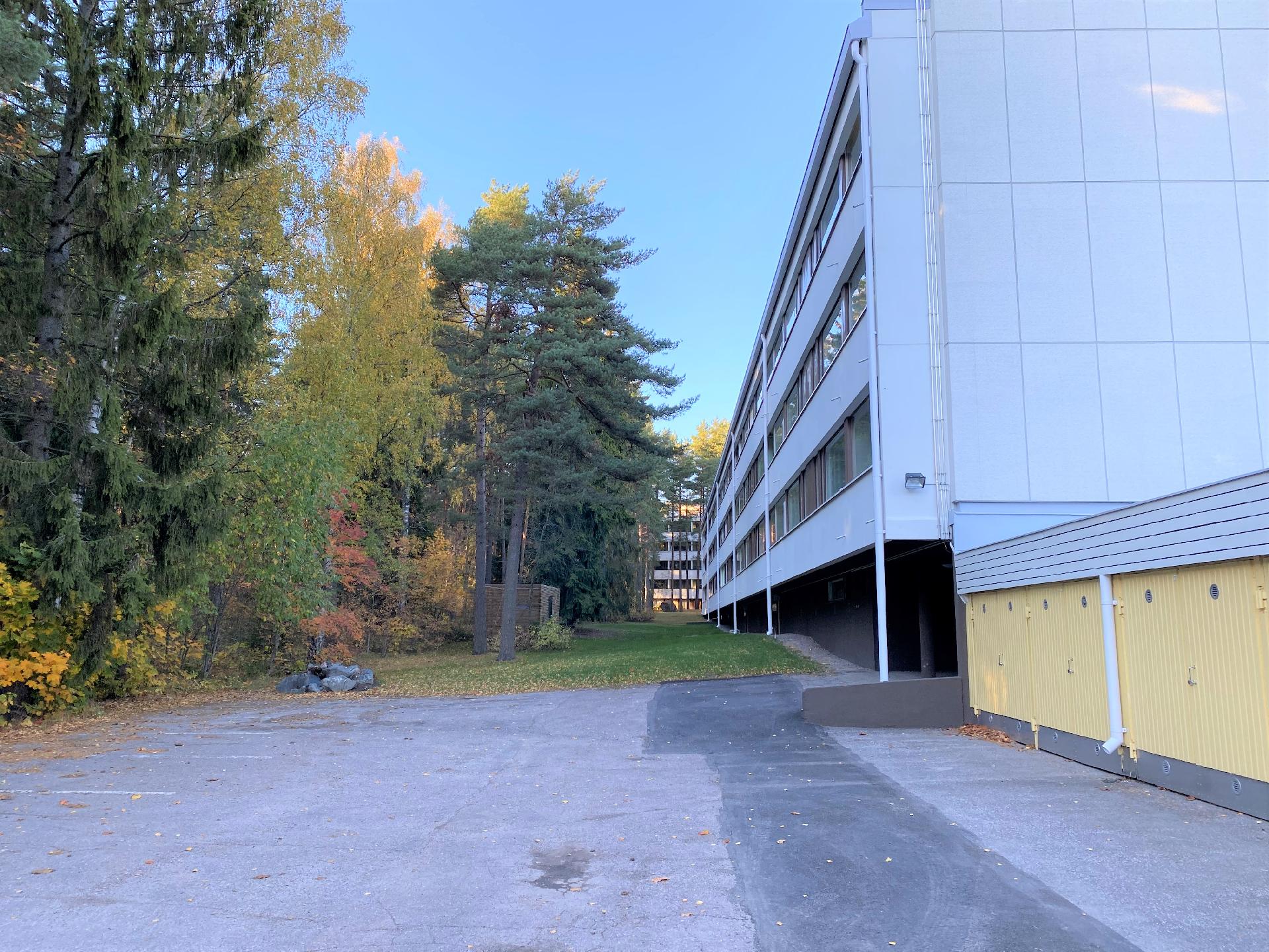 Lokkisaarentie 11, Vuosaari, Helsinki