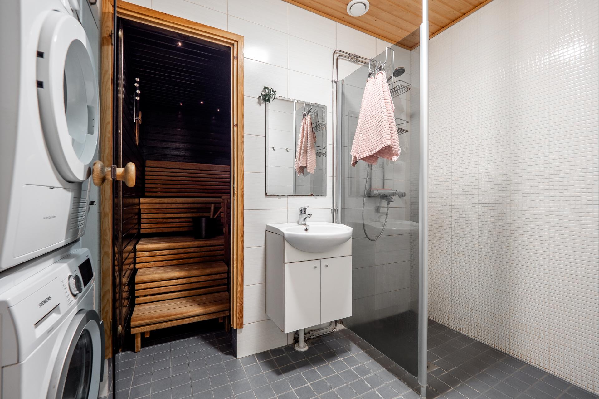 Merituulentie 3, Oulunsalo, Oulu