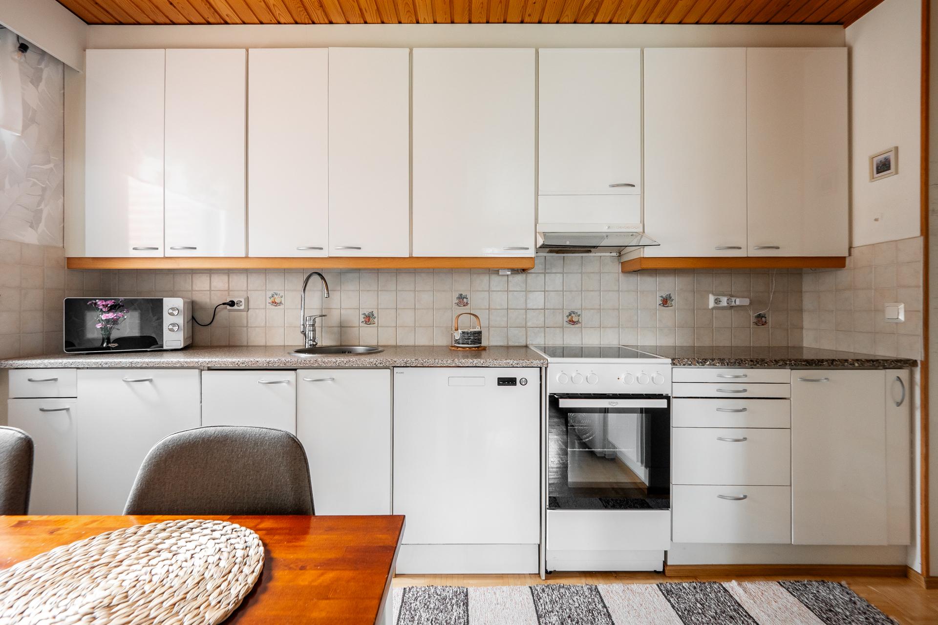 Merituulentie 3, Oulunsalo, Oulu