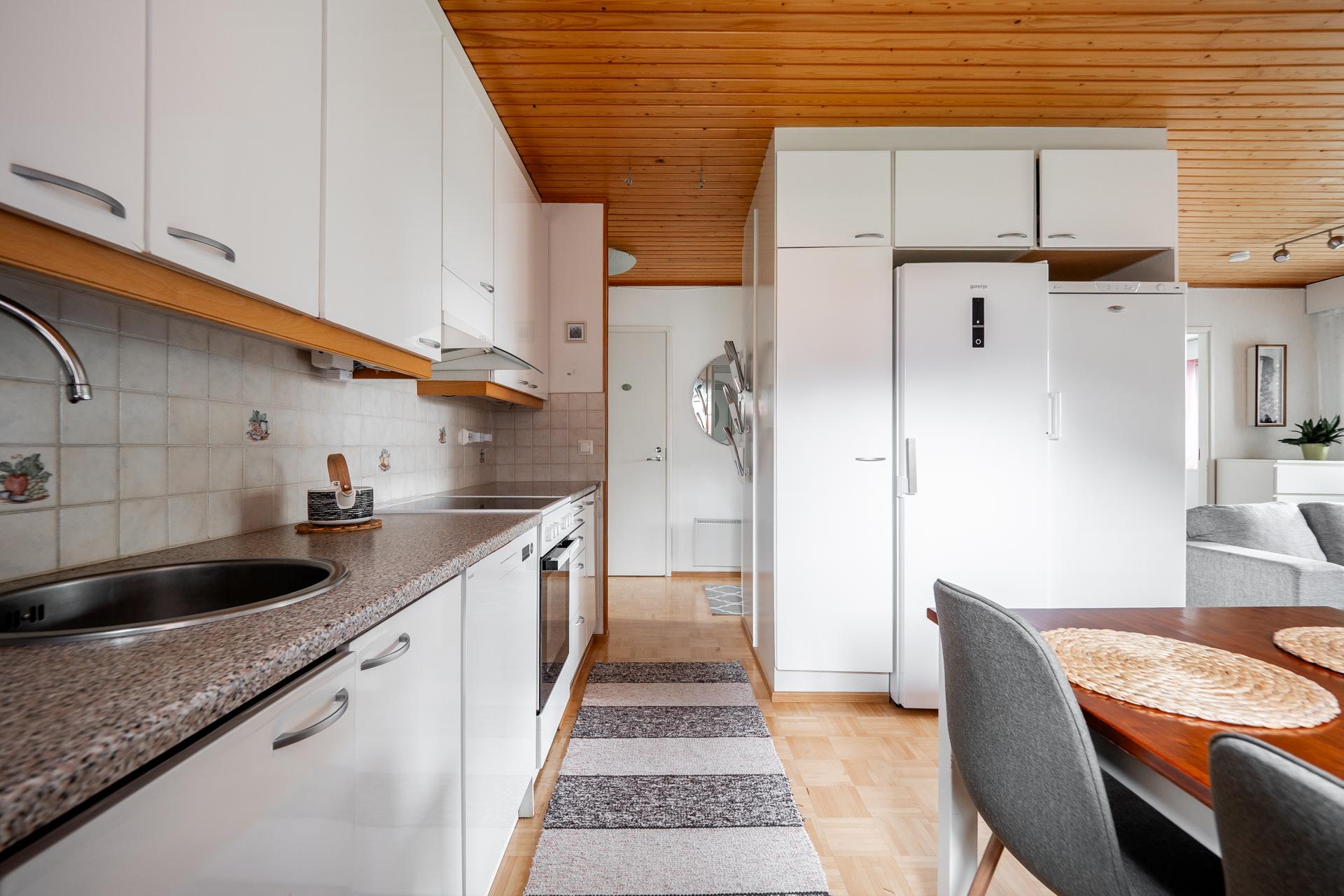 Merituulentie 3, Oulunsalo, Oulu