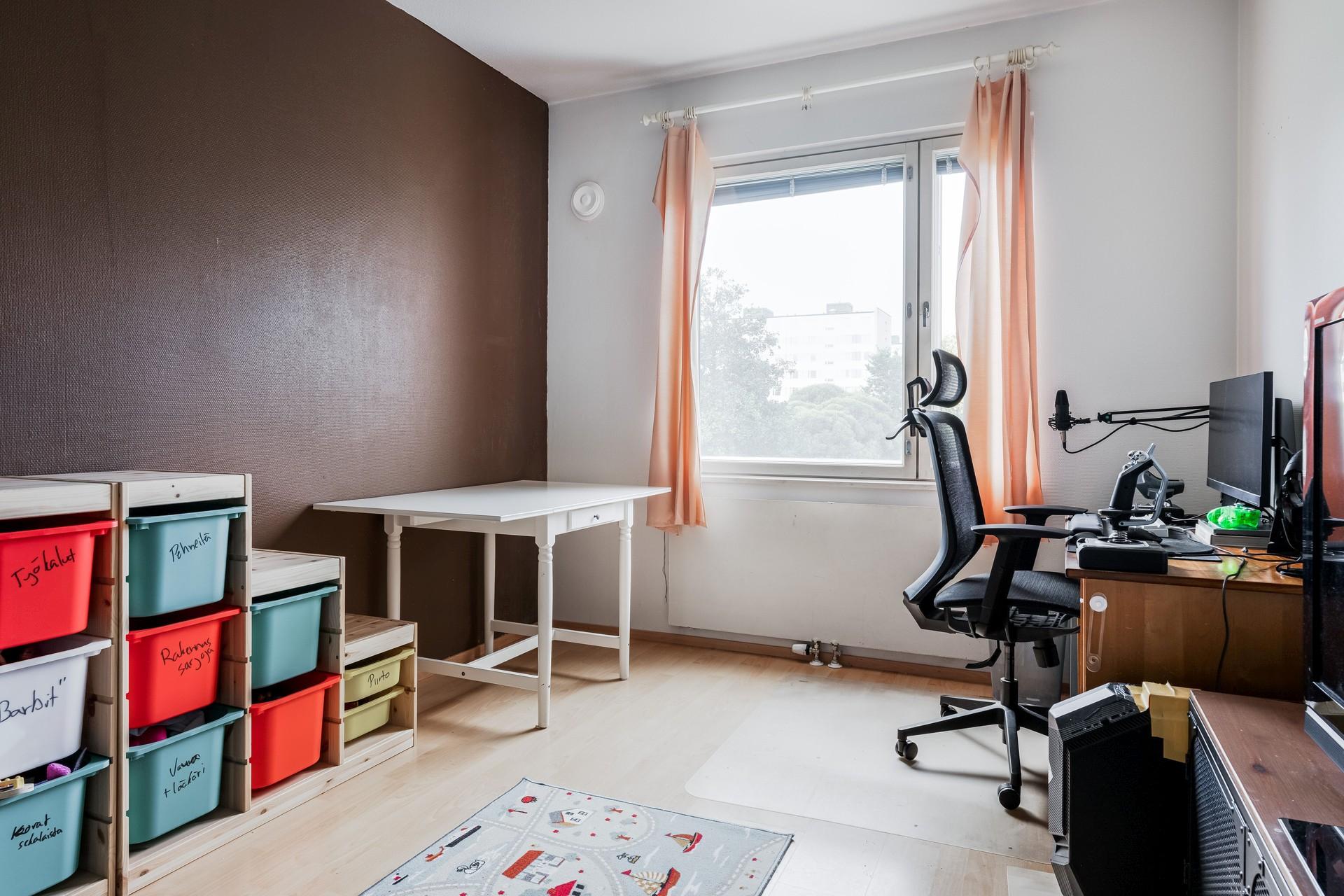 Haltiantie 8, Louhela, Vantaa