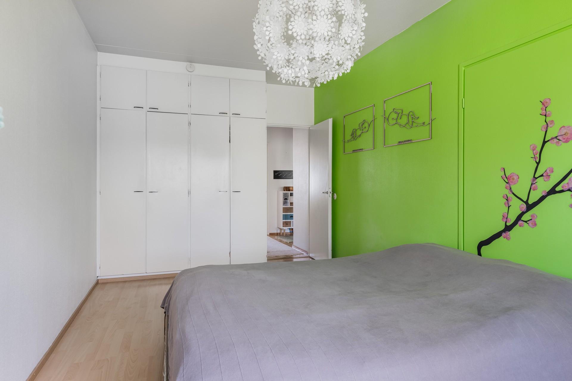 Haltiantie 8, Louhela, Vantaa