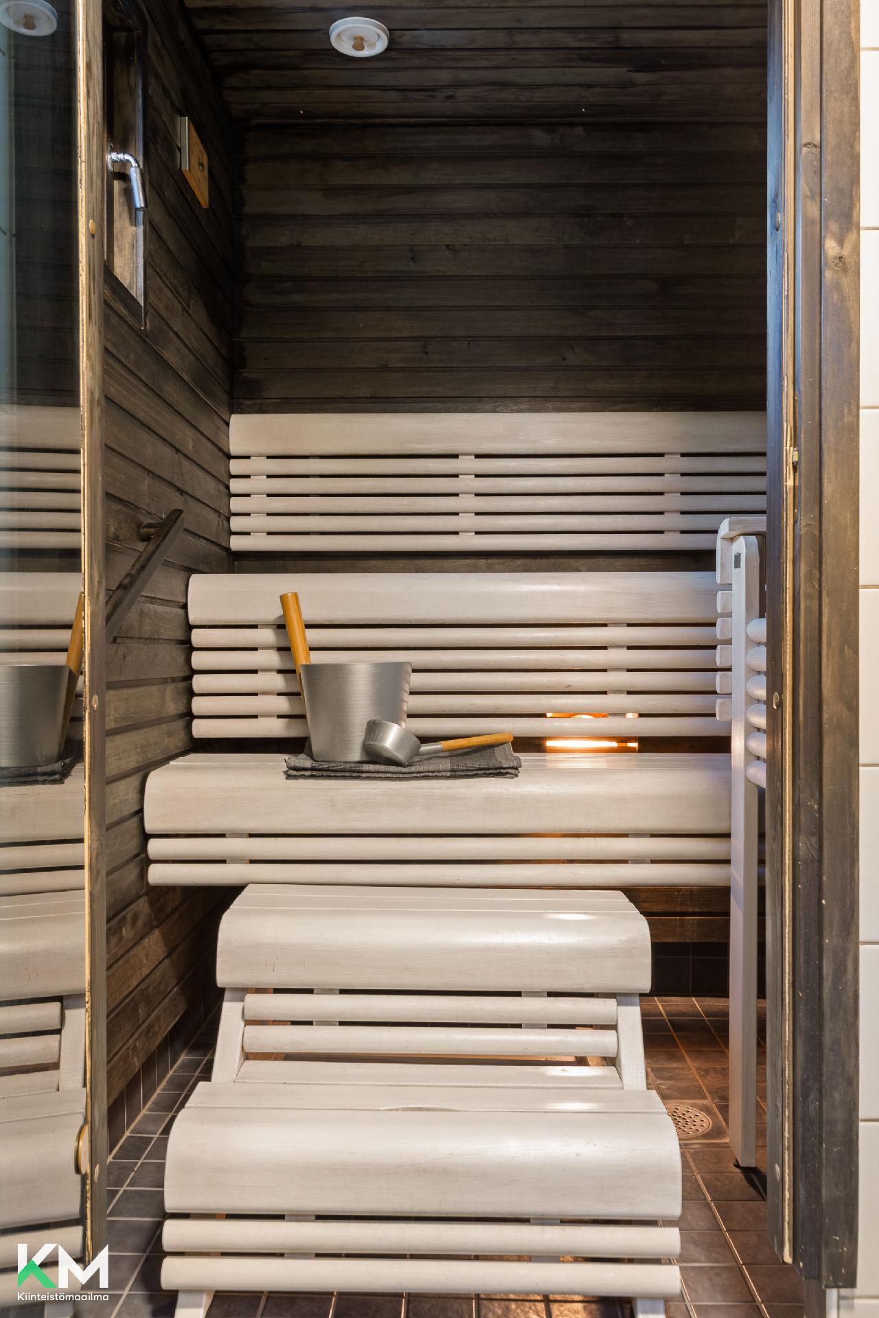 Roopentie 21, Herrala, Hollola