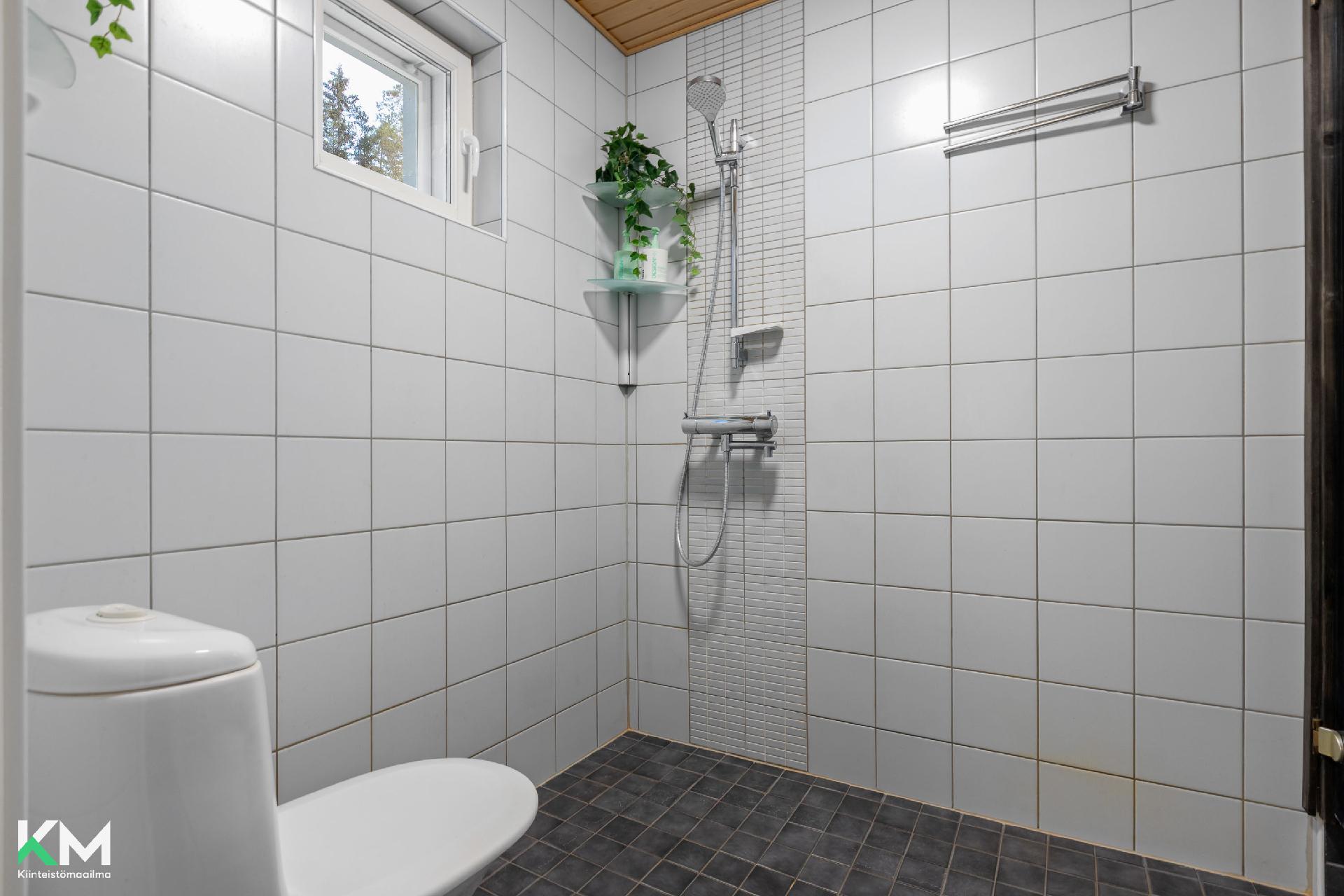 Roopentie 21, Herrala, Hollola