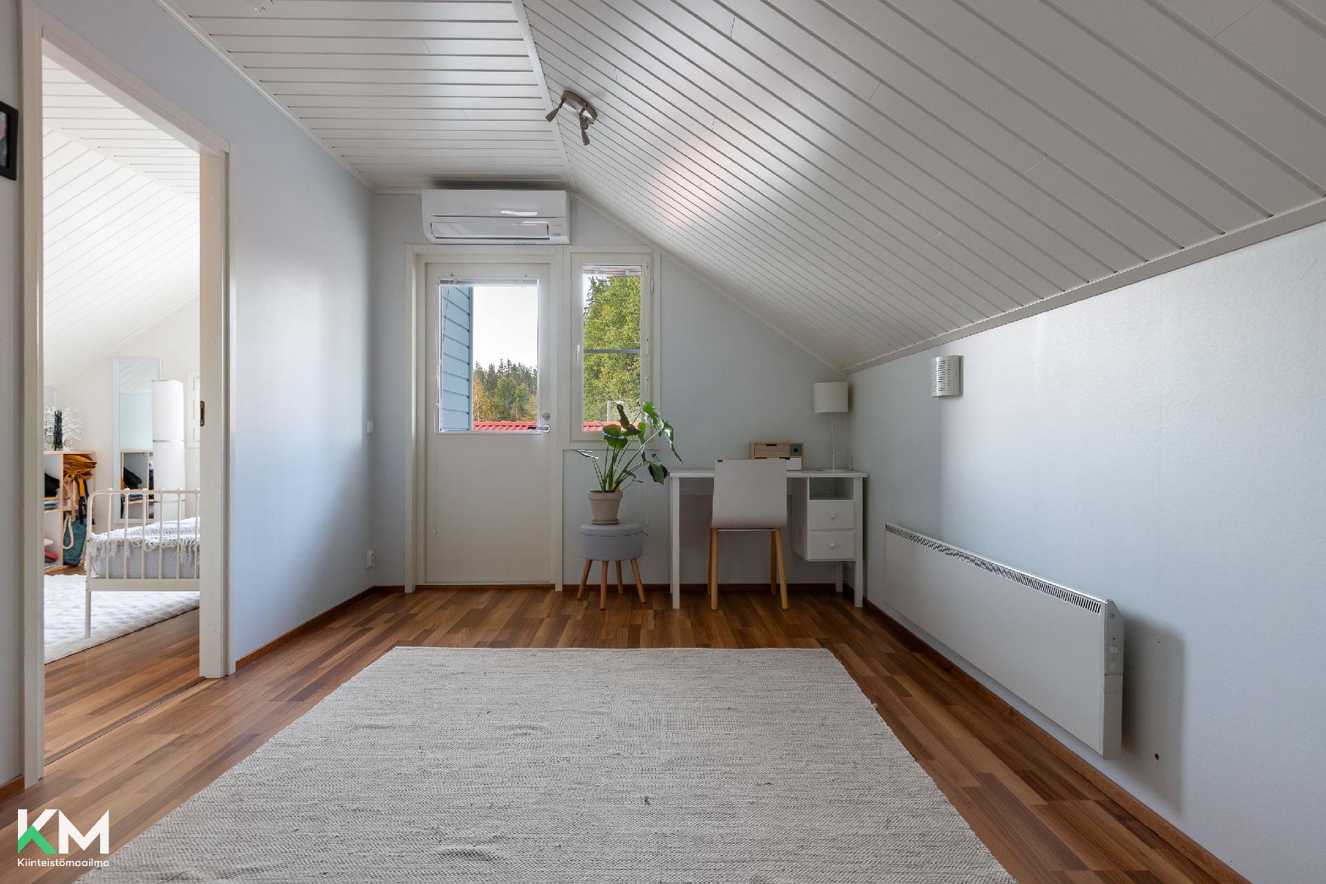 Roopentie 21, Herrala, Hollola