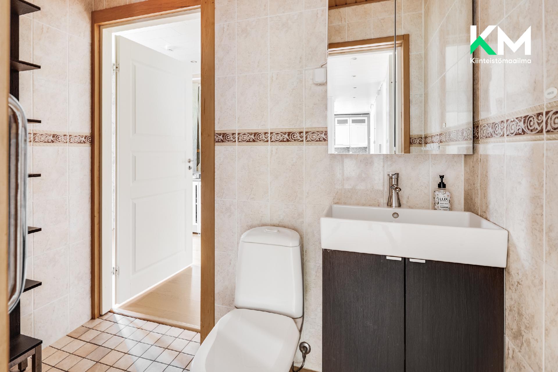 Kuusimäentie 13, Kuninkaanmäki, Vantaa