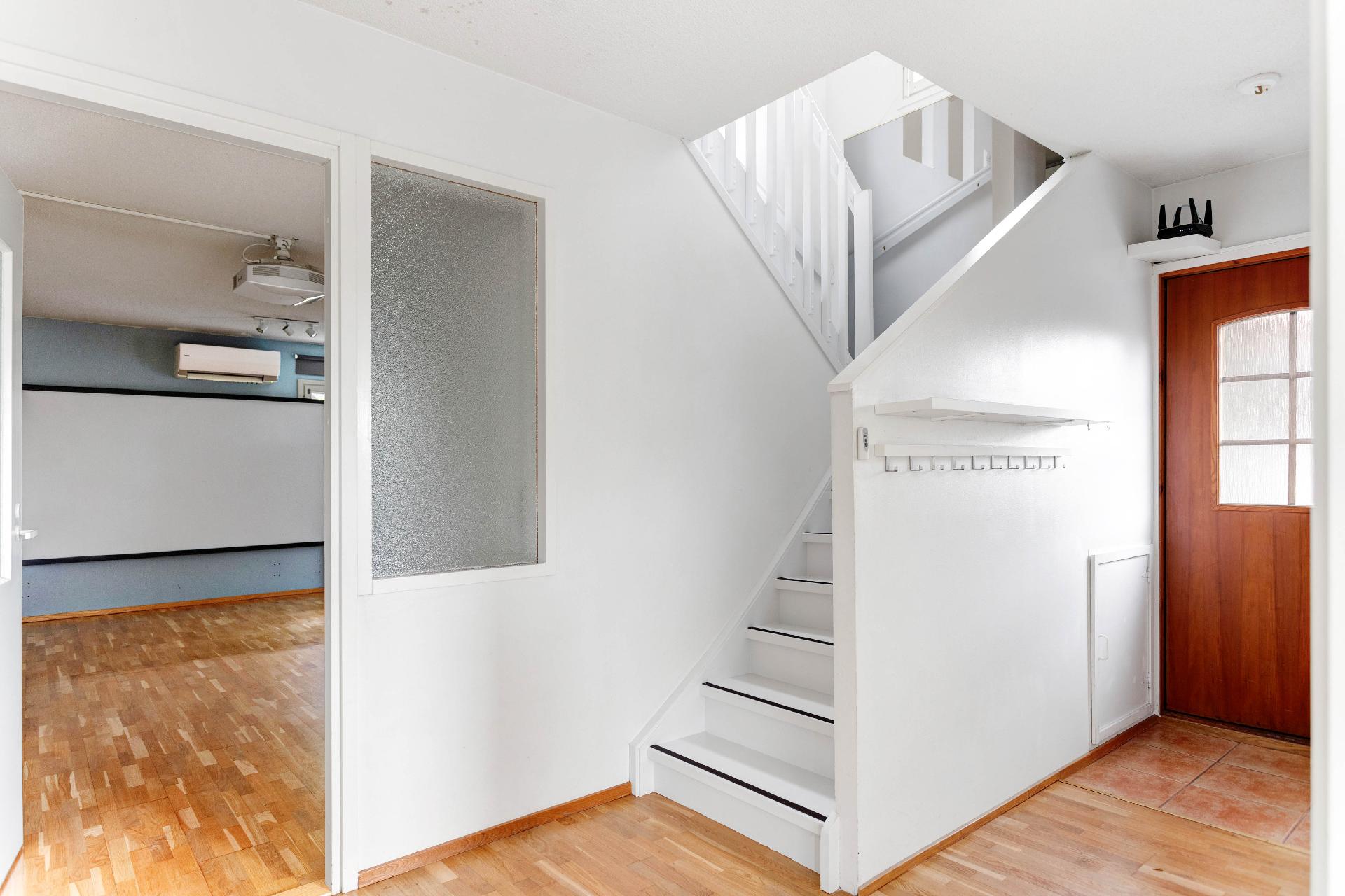 Mankkaanrinne 8, Mankkaa, Espoo