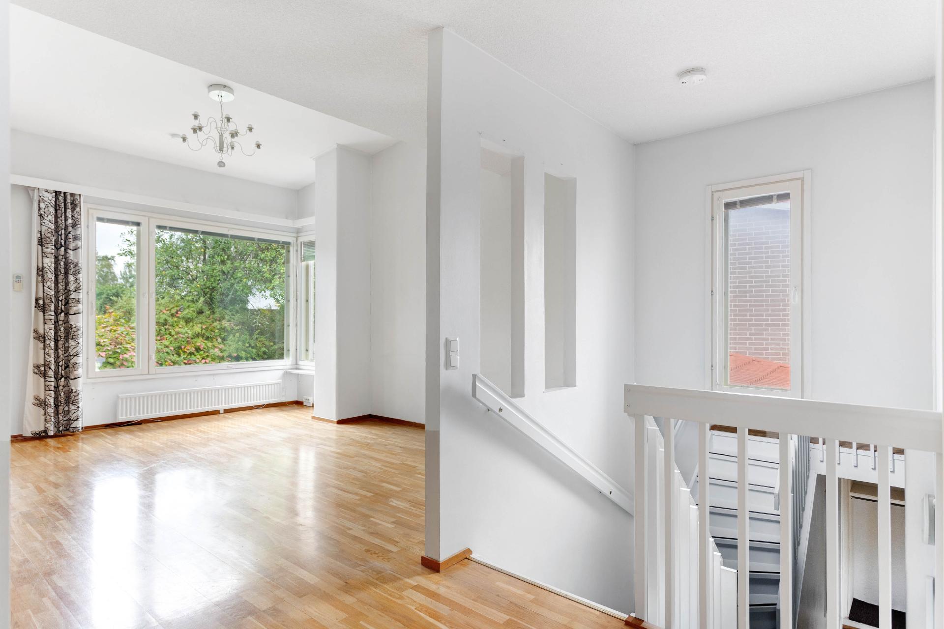 Mankkaanrinne 8, Mankkaa, Espoo