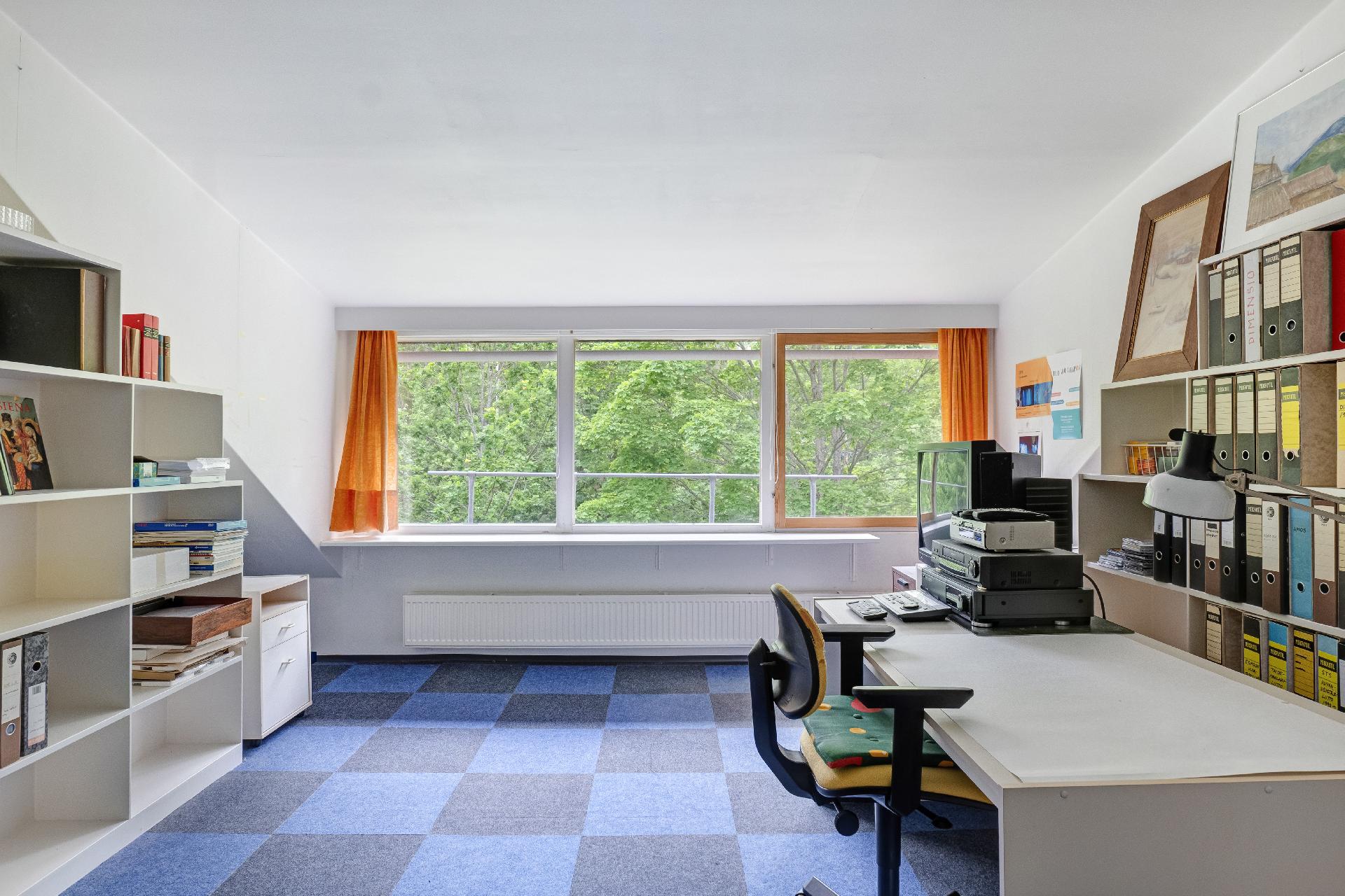 Yläkerta on avonaista tilaa