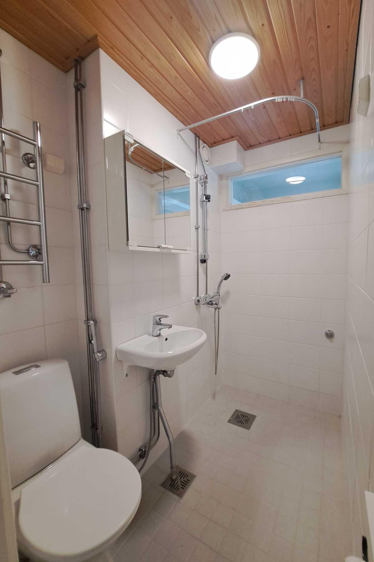 Porintie 9, Munkkivuori, Helsinki