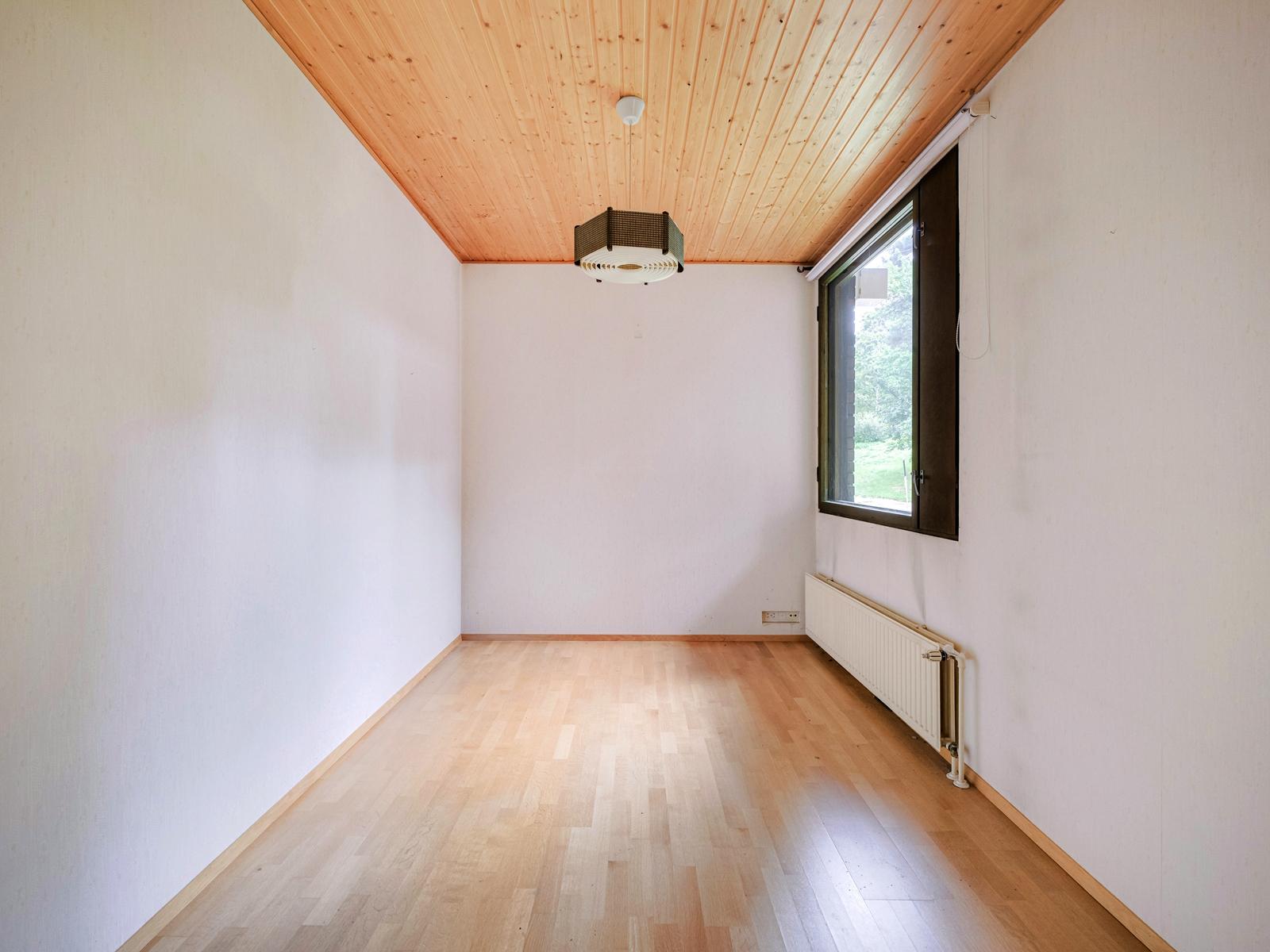 Kirvestie 32, Heikinlaakso, Helsinki