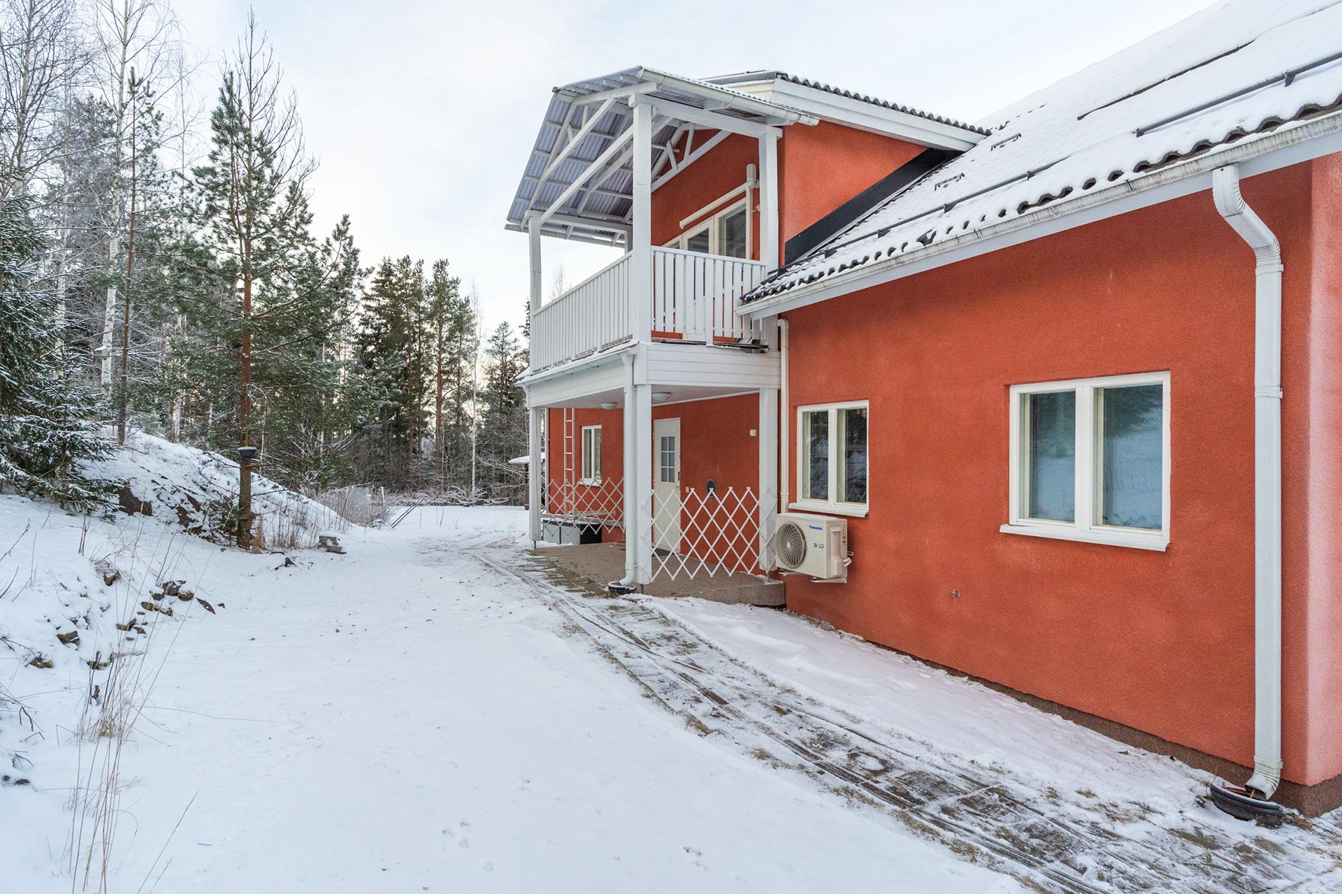 Mesikämmenentie 4, Kulju, Lempäälä