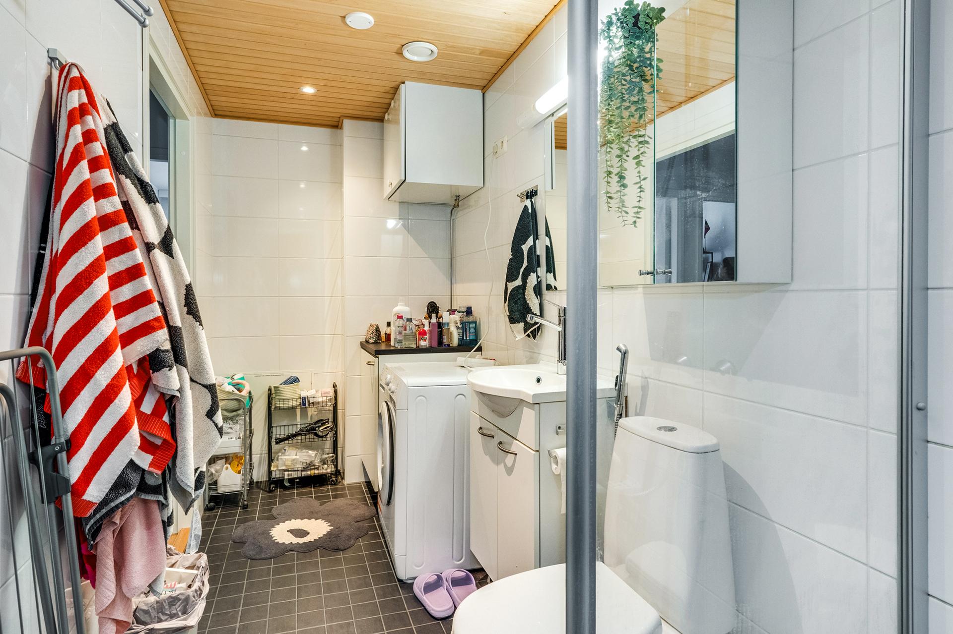 Koukkuaurankatu 3, Vuores, Tampere