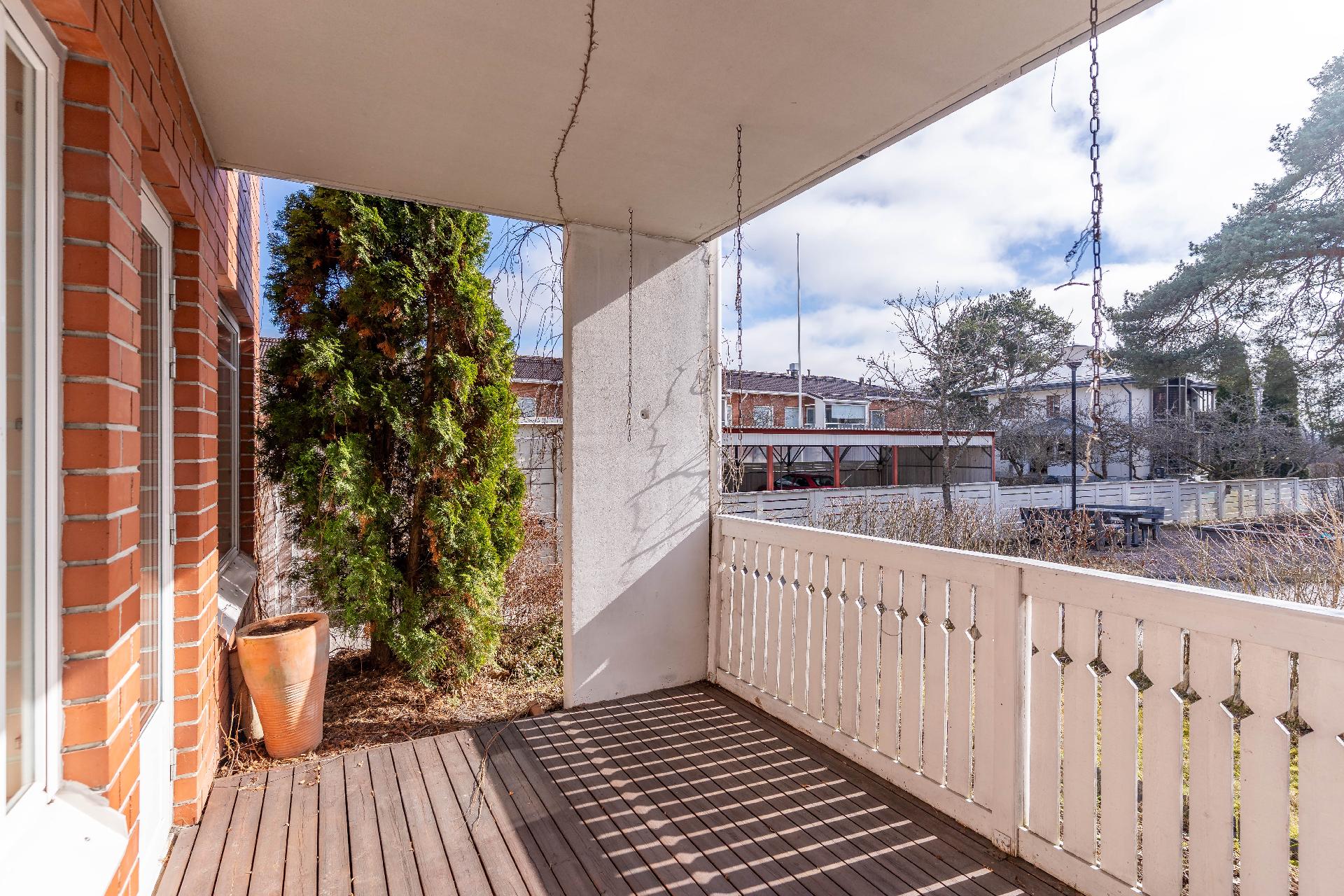 Karhumäenkuja 1, Nummela, Vihti