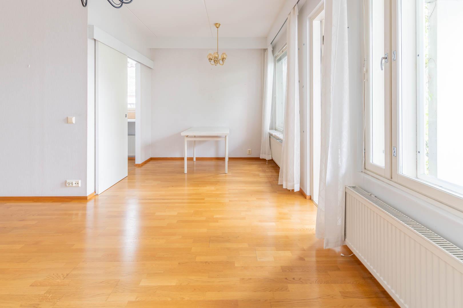 Karhumäenkuja 1, Nummela, Vihti