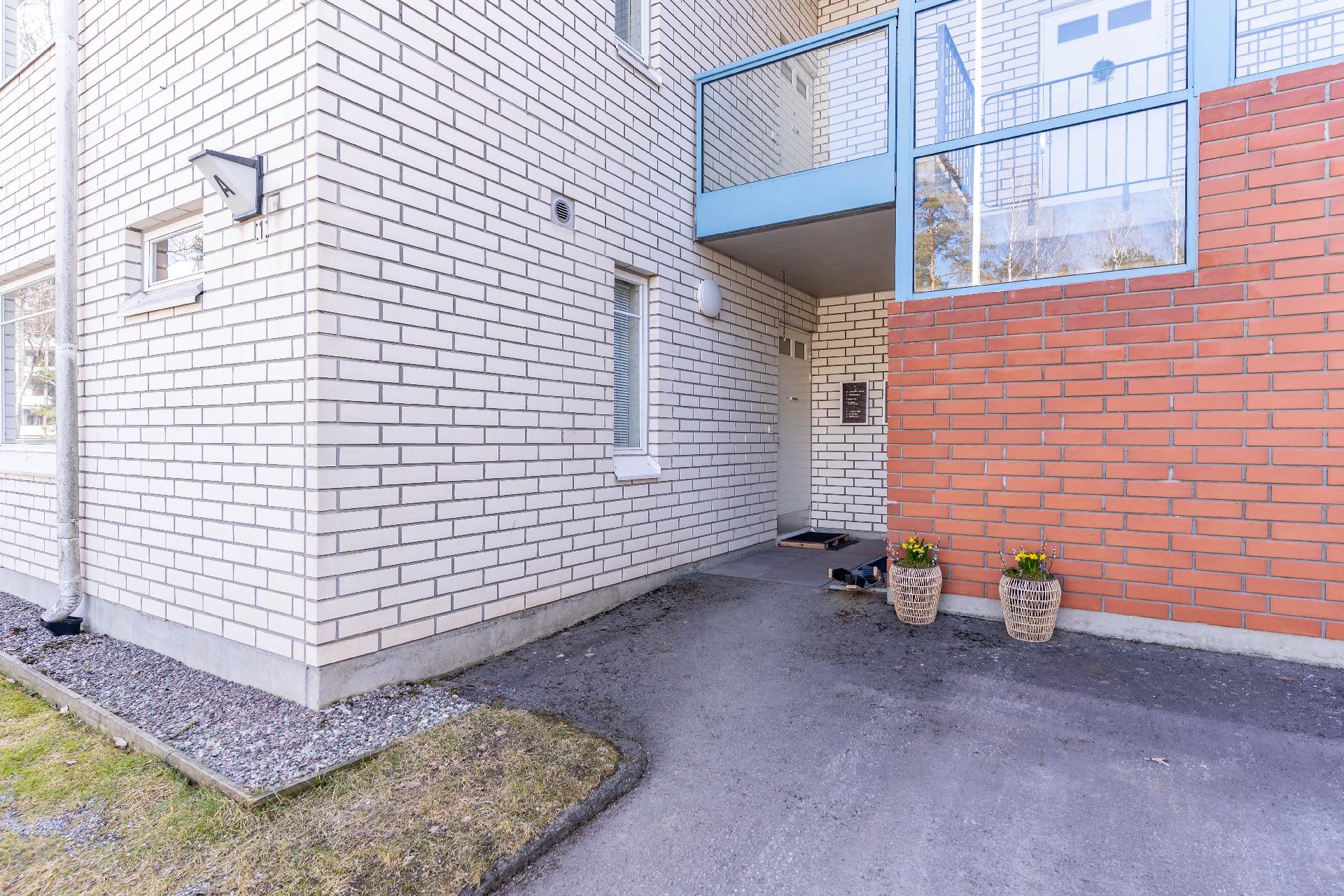 Karhumäenkuja 1, Nummela, Vihti