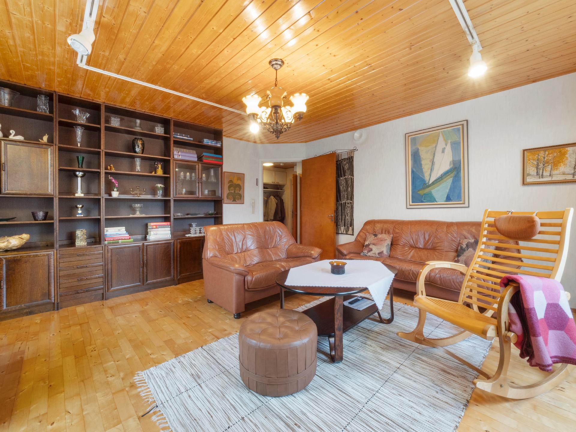 Matarakatu 6, Kanervala, Joensuu