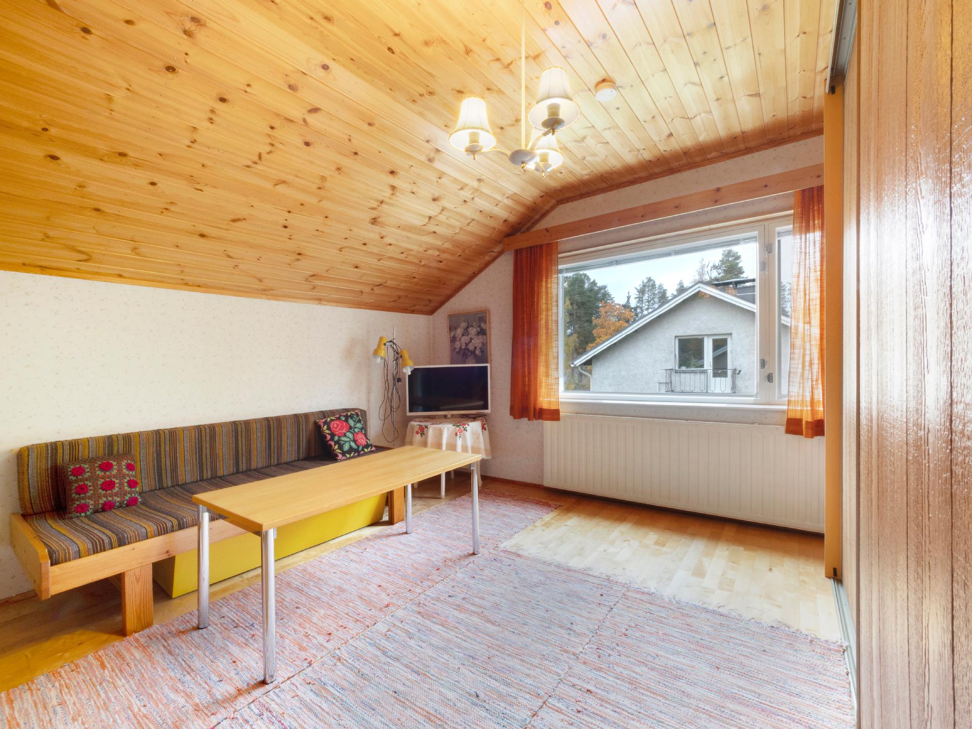 Matarakatu 6, Kanervala, Joensuu