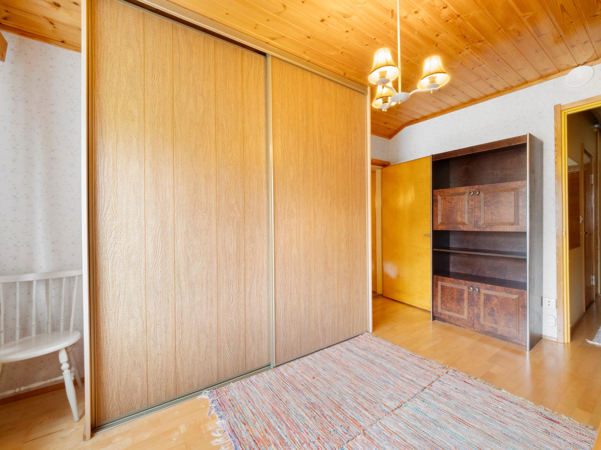 Matarakatu 6, Kanervala, Joensuu