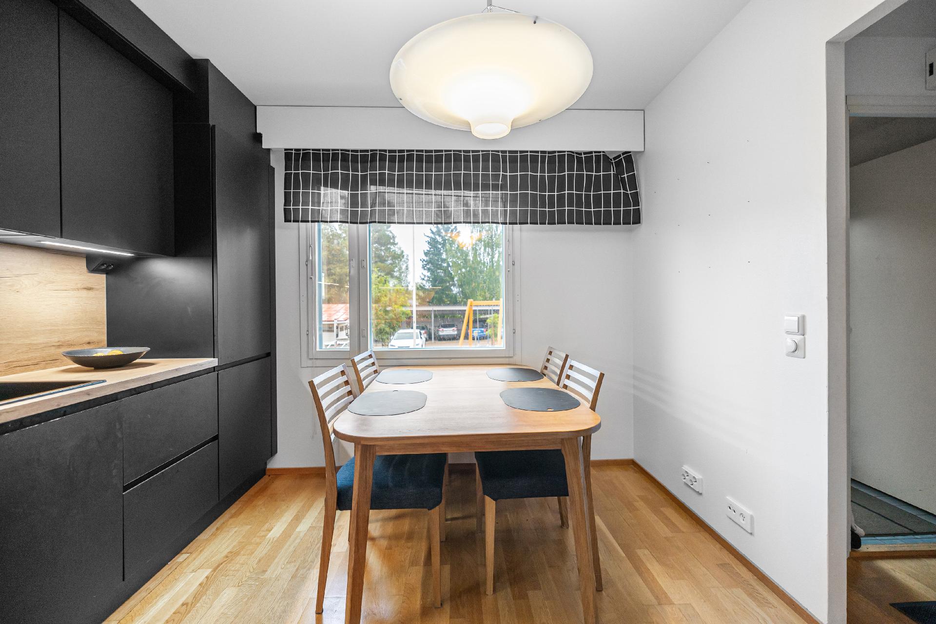 Tapiolantie 11, Kaleva, Kerava