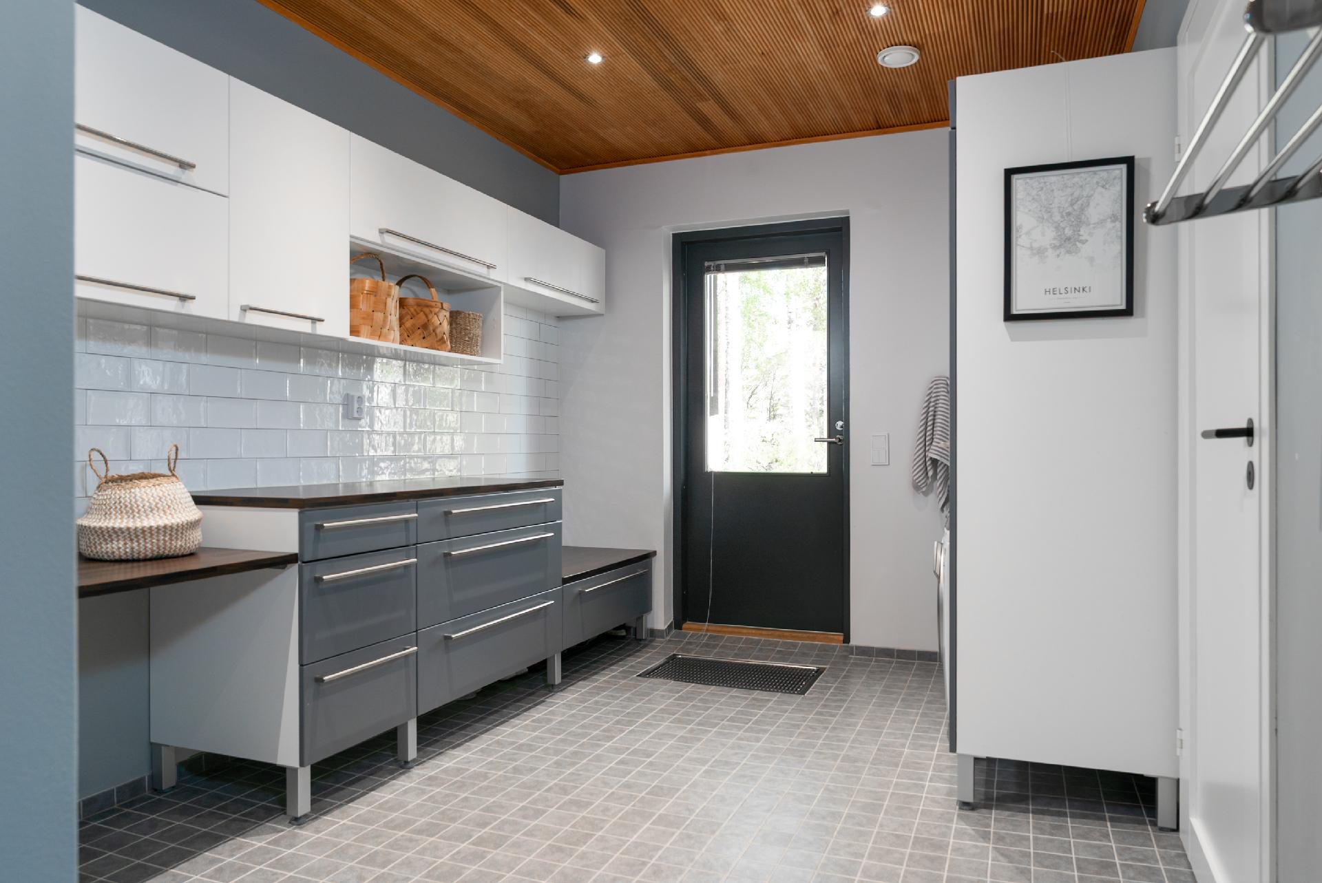 Tilava kodinhoitohuone