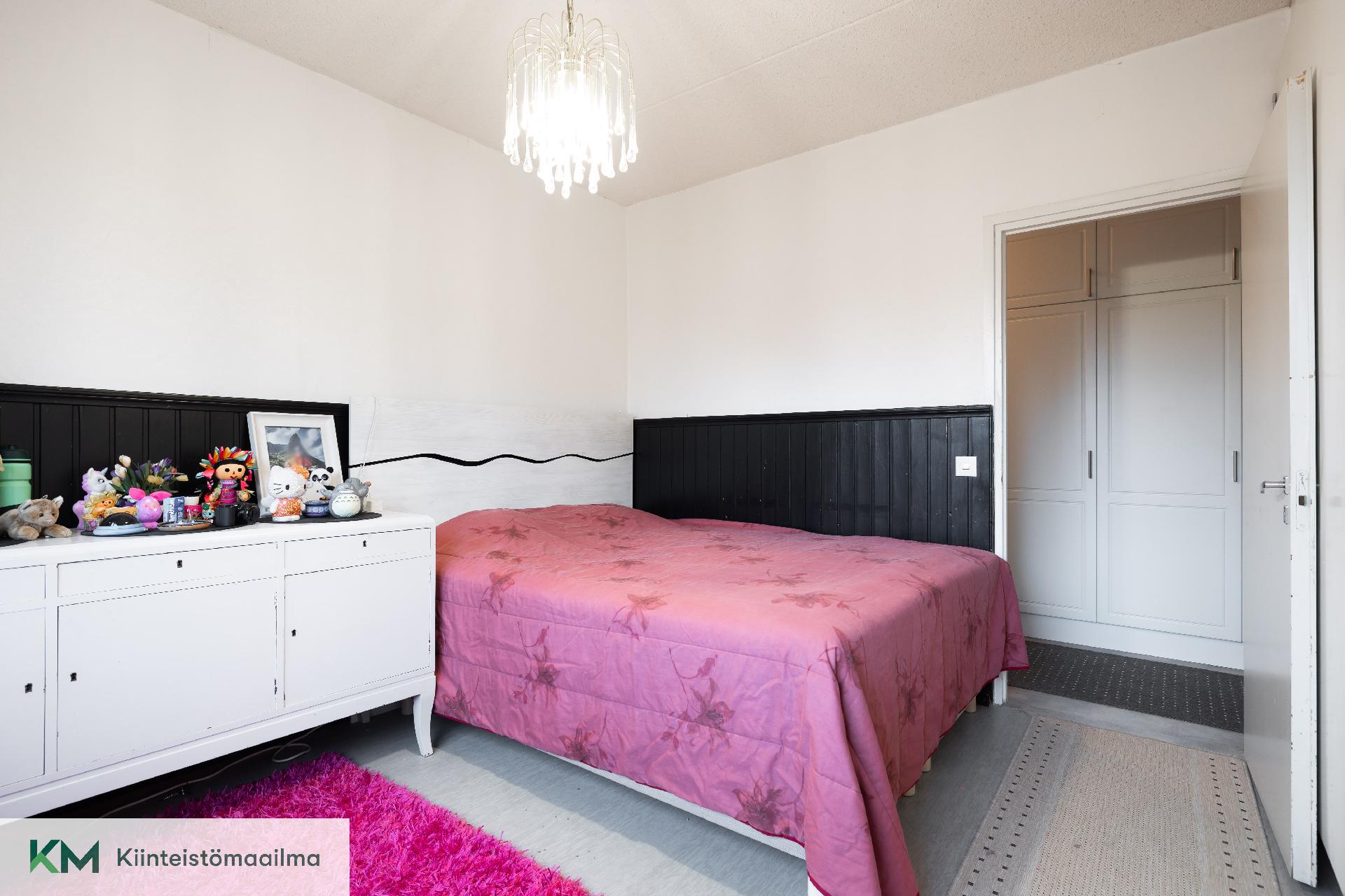 Haltijantie 1, Karhuvuori, Kotka