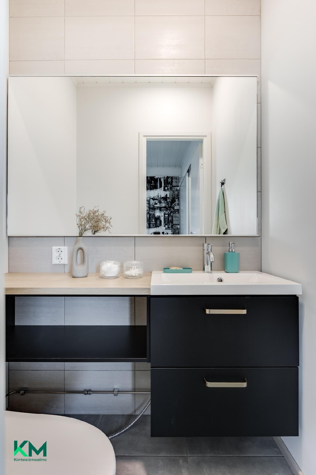 Marssilaulu 5, Hiukkavaara, Oulu