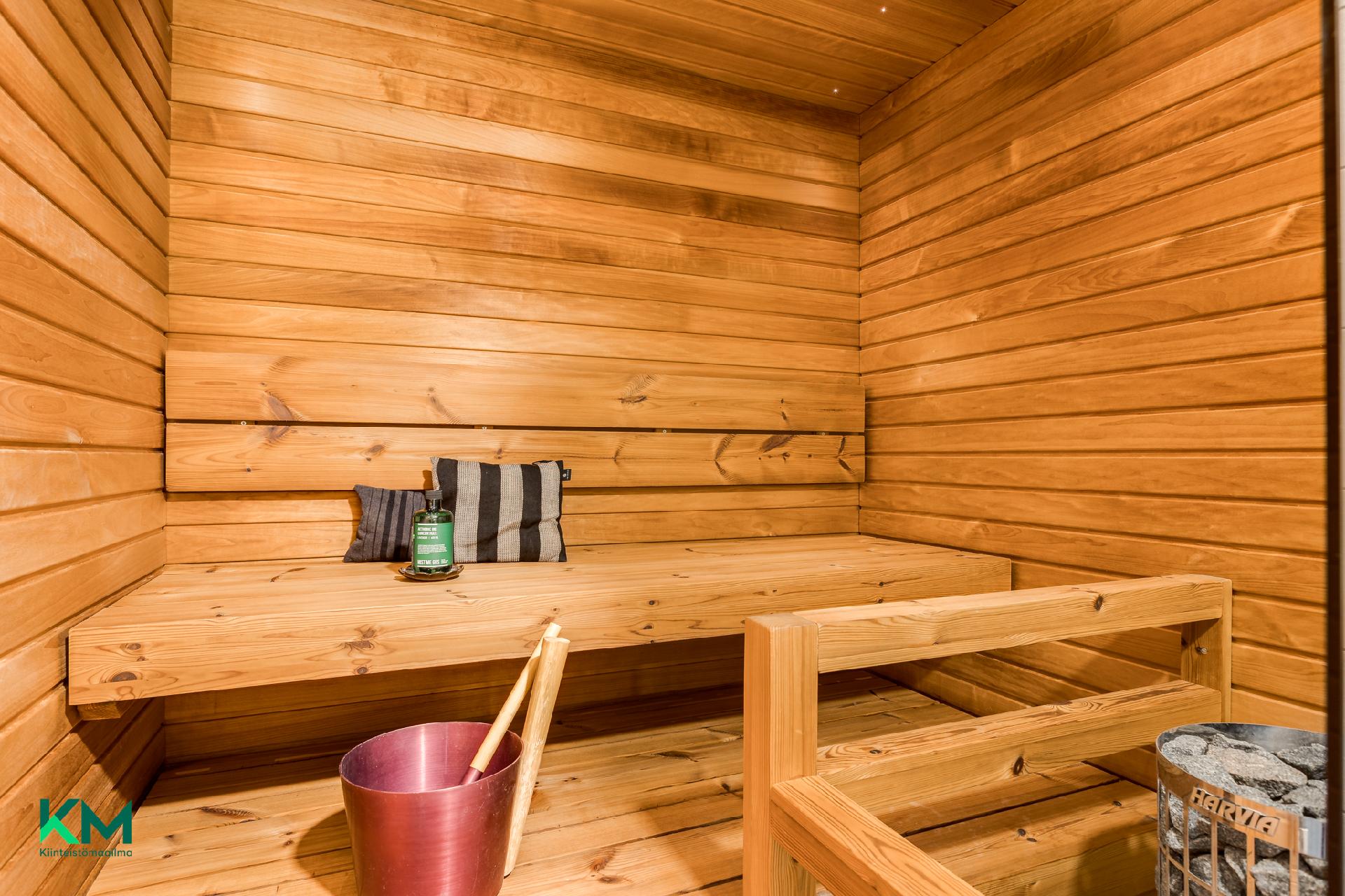 Marssilaulu 5, Hiukkavaara, Oulu