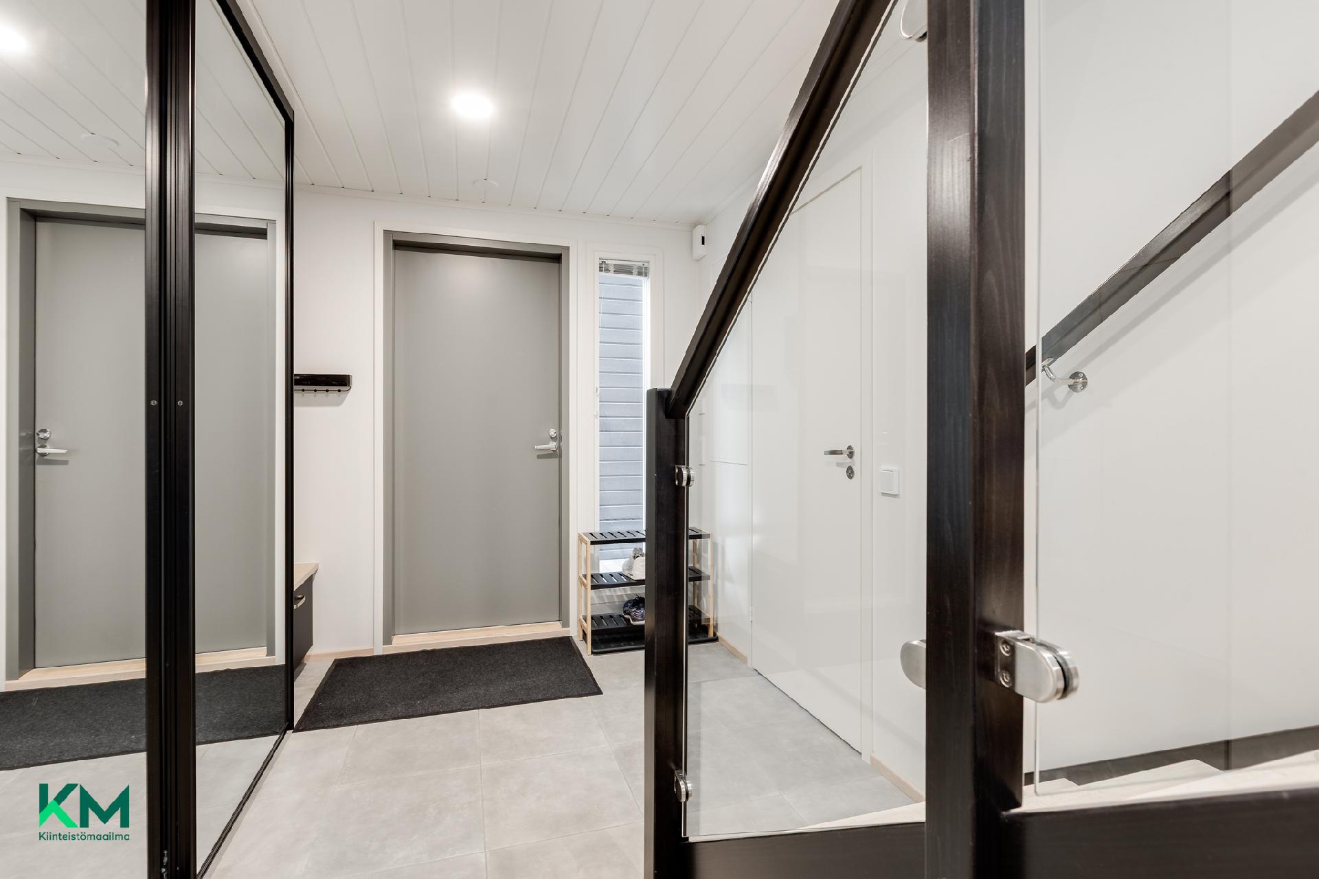 Marssilaulu 5, Hiukkavaara, Oulu