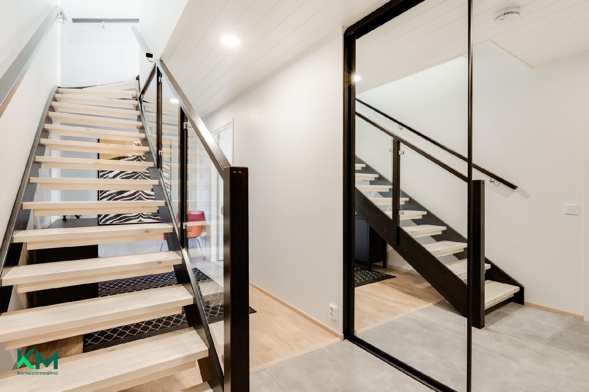 Marssilaulu 5, Hiukkavaara, Oulu