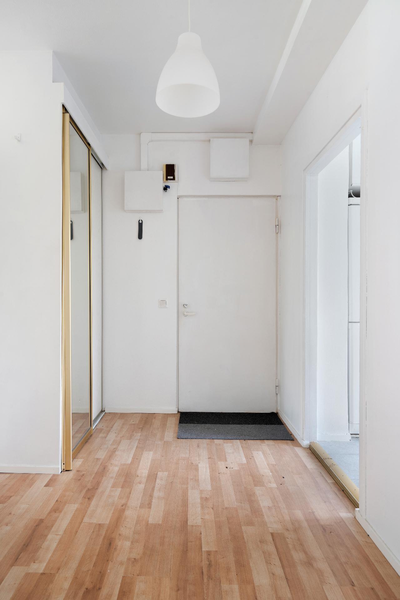 Rajamännynkuja 8, Viherlaakso, Espoo