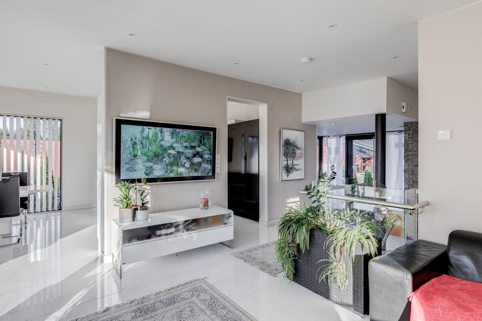 Osuuskunnantie 46, Länsi-Pakila, Helsinki