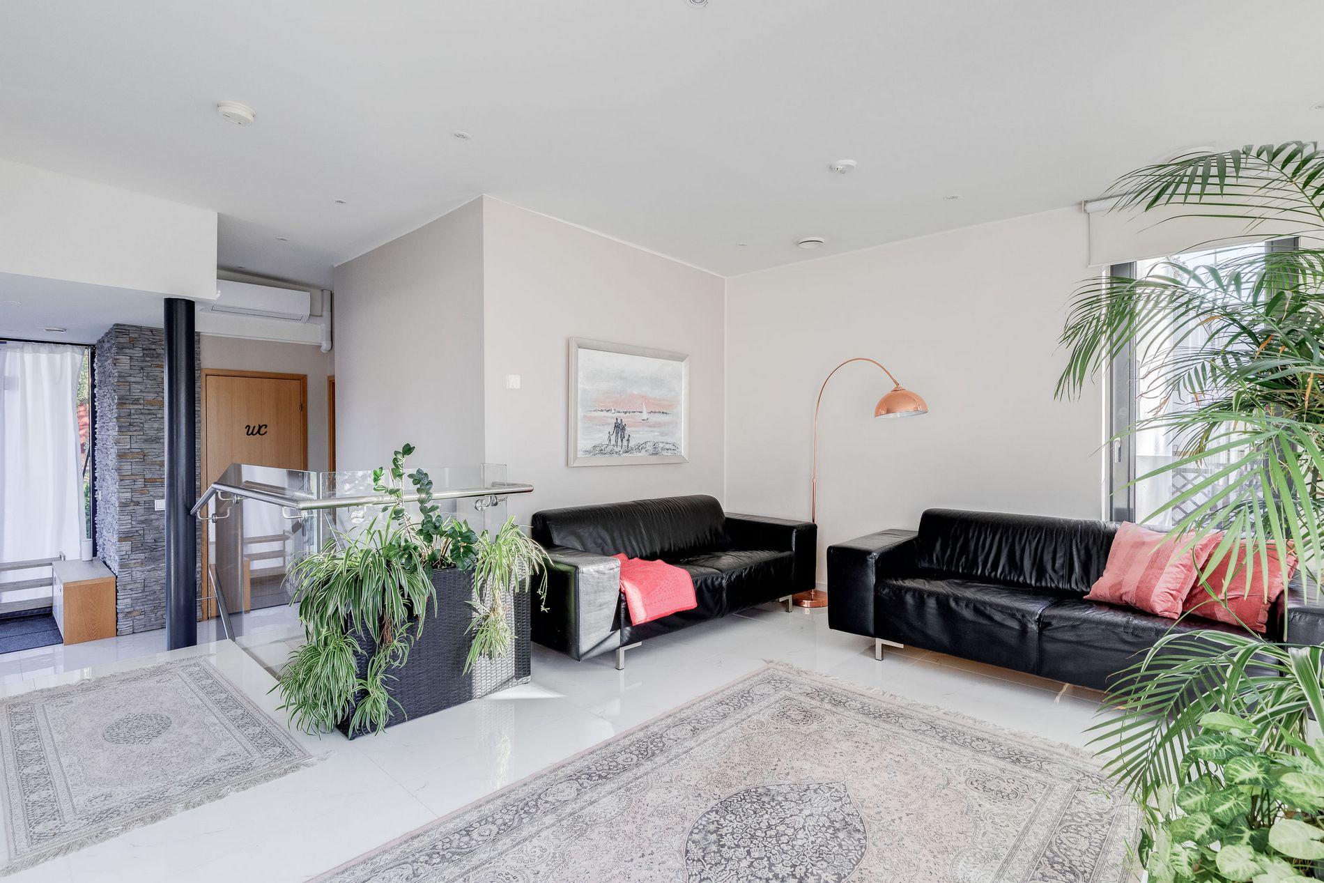 Osuuskunnantie 46, Länsi-Pakila, Helsinki