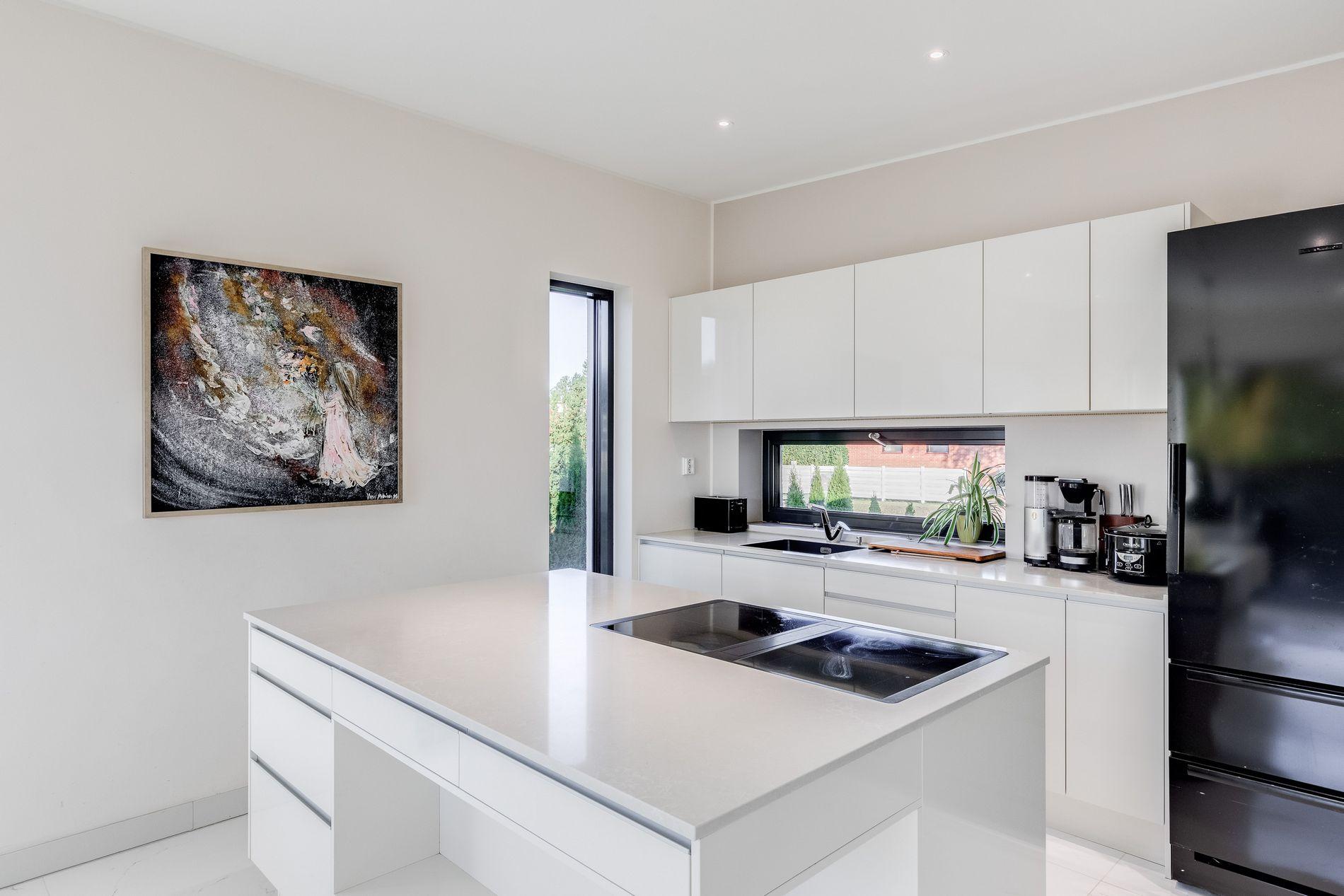 Osuuskunnantie 46, Länsi-Pakila, Helsinki