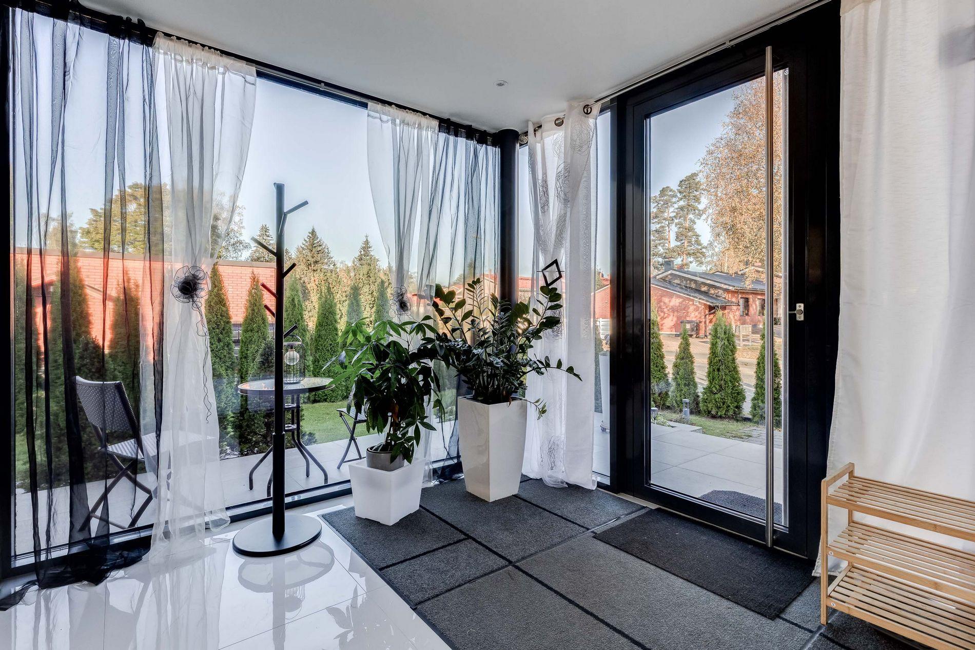 Osuuskunnantie 46, Länsi-Pakila, Helsinki