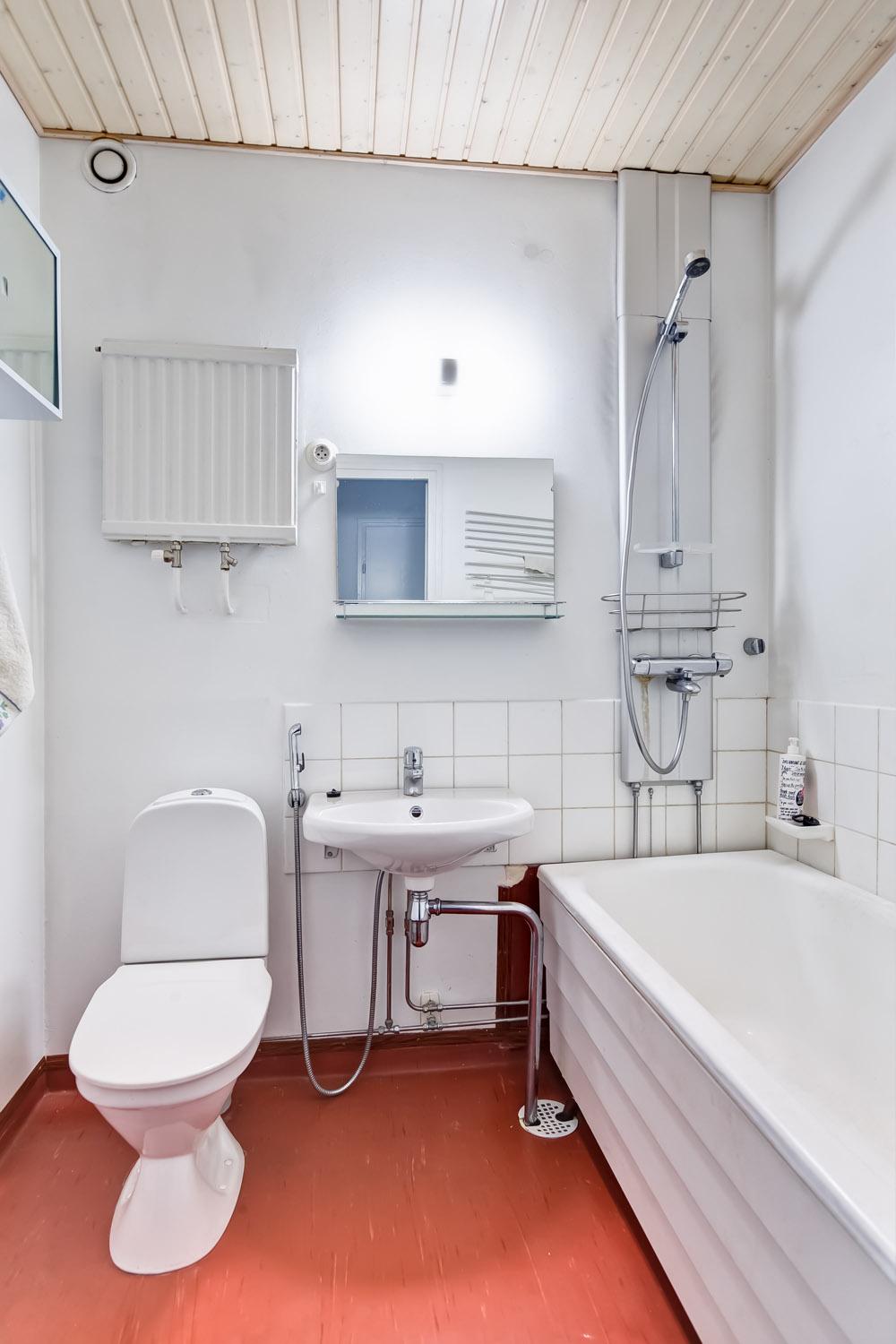 Kartanonkatu 2, Rautaharkko, Tampere