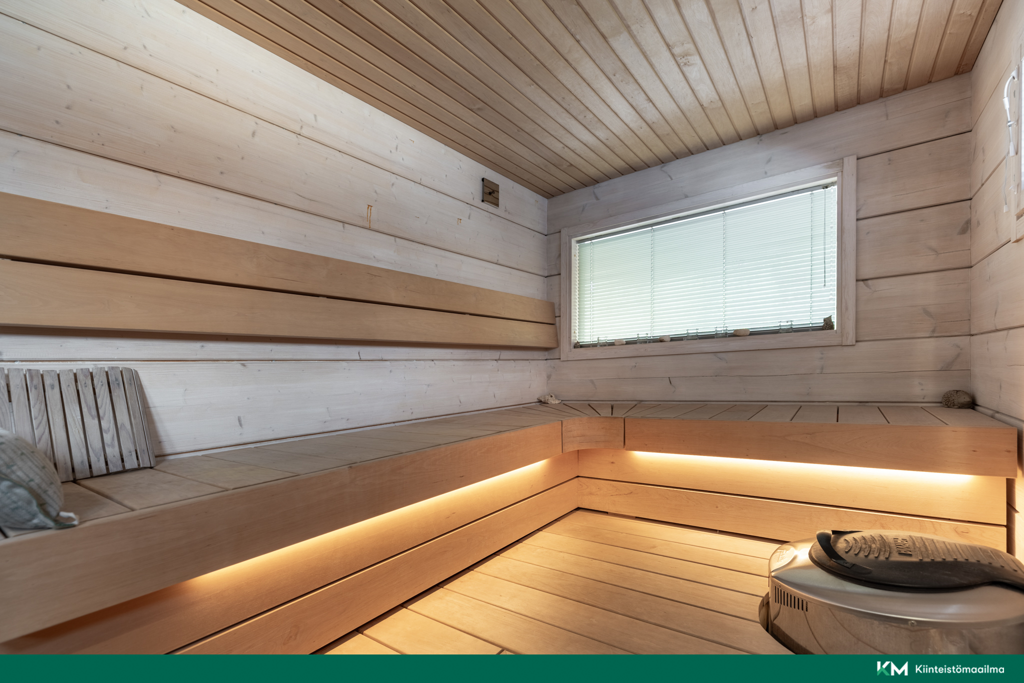 Saunassa Heti valmis-kiuas