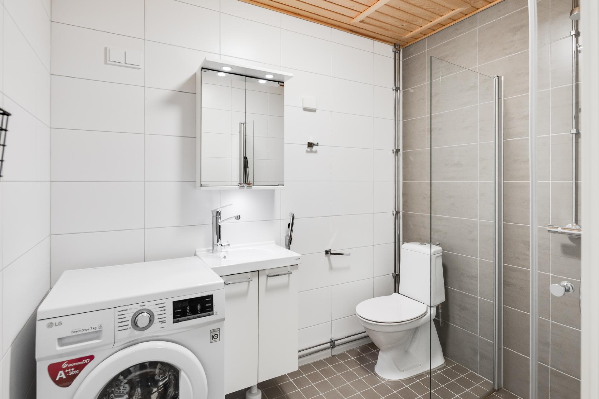 Martinpolku 6-8, Martinlaakso, Vantaa