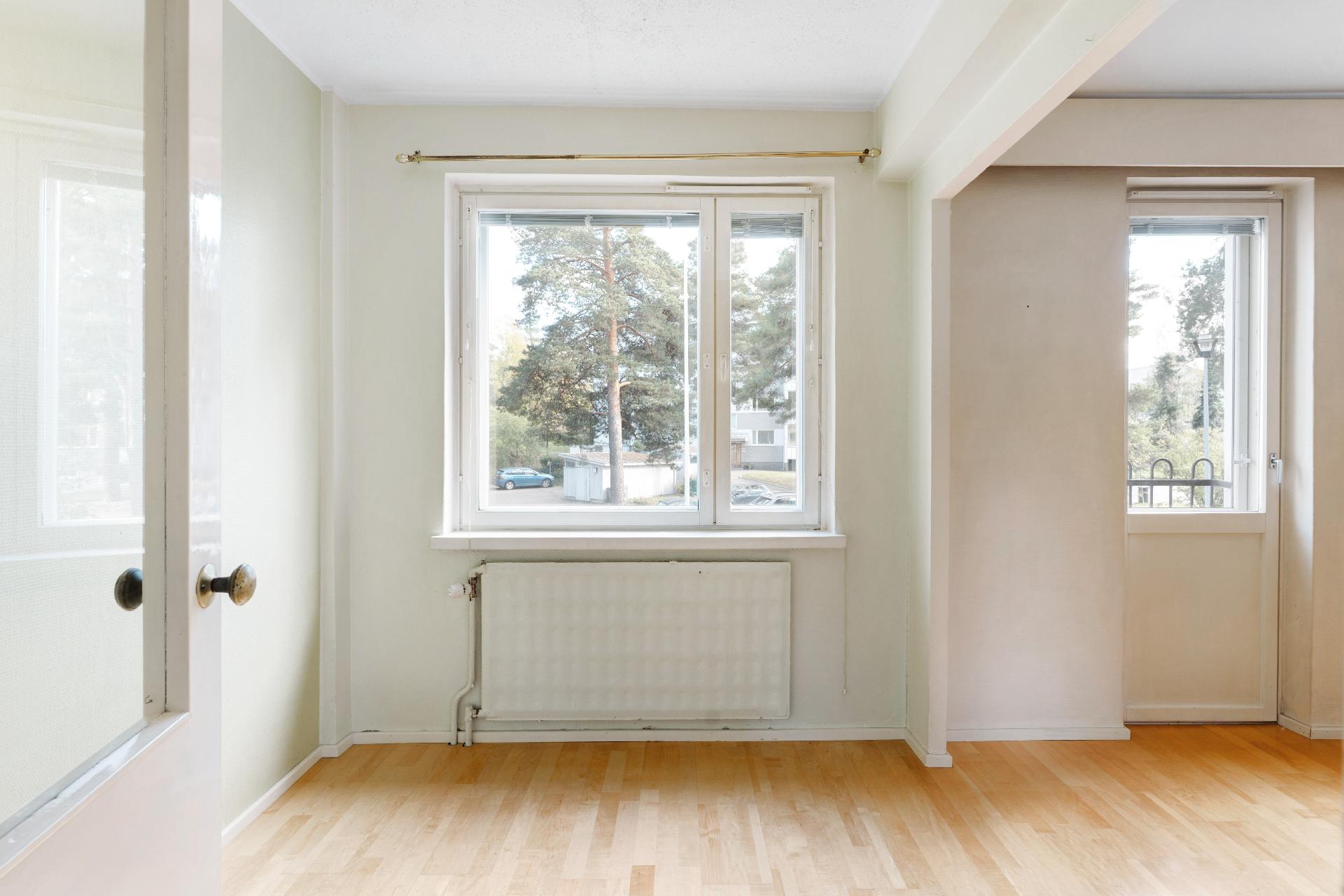 Haagan Urheilutie 18, Etelä-Haaga, Helsinki