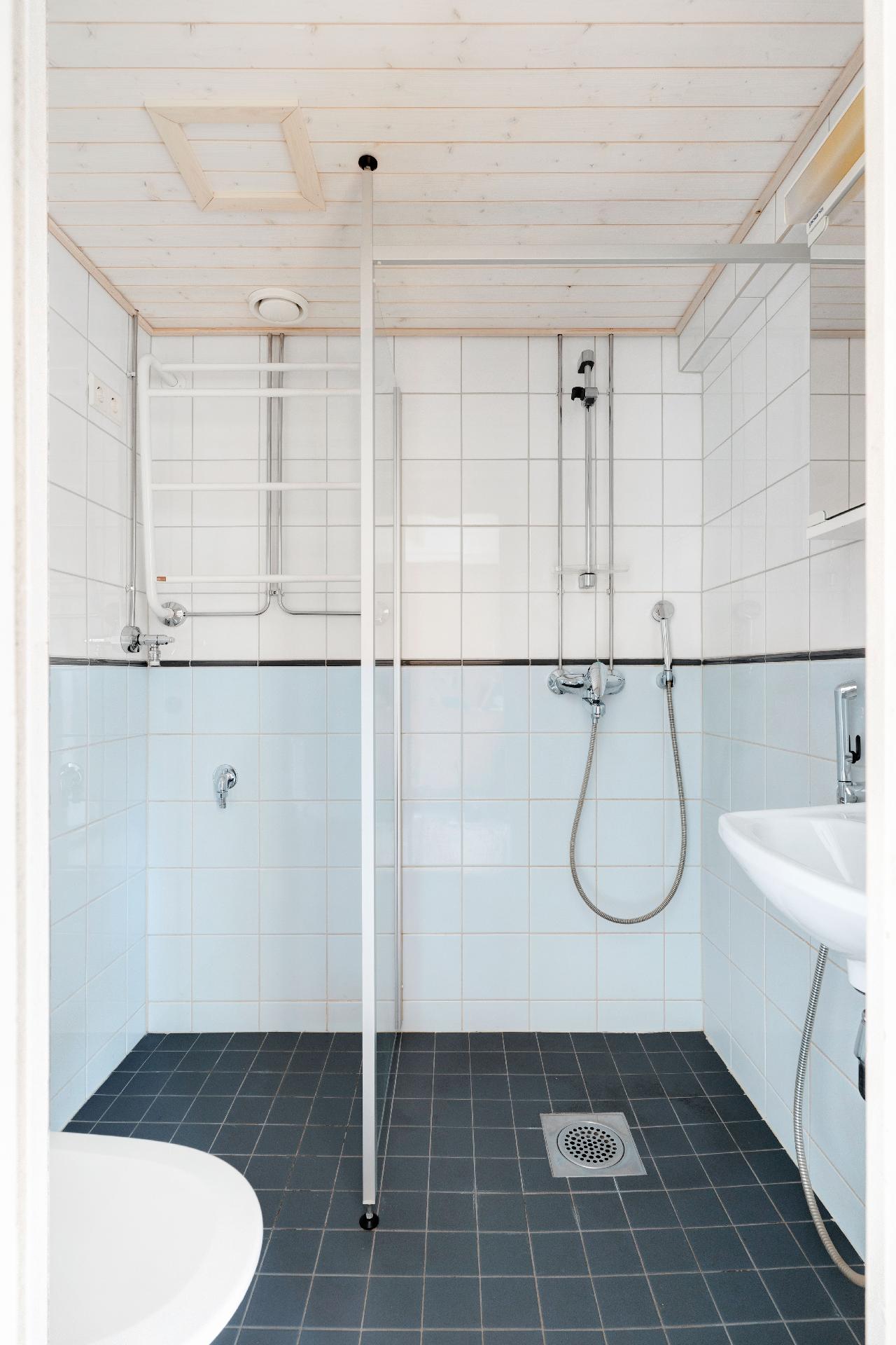 Haagan Urheilutie 18, Etelä-Haaga, Helsinki