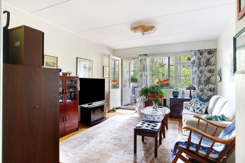 Puustellintie 4, Malminkartano, Helsinki