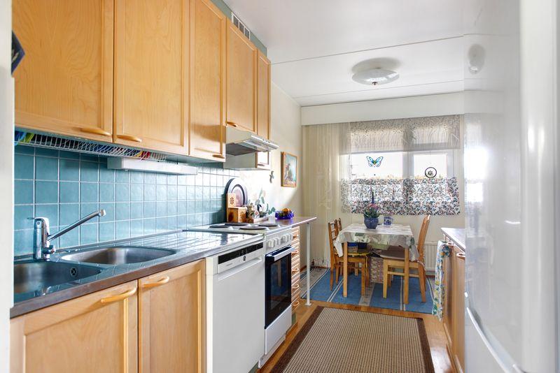 Puustellintie 4, Malminkartano, Helsinki