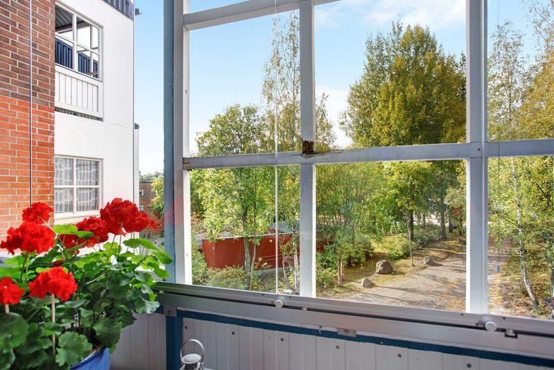 Puustellintie 4, Malminkartano, Helsinki