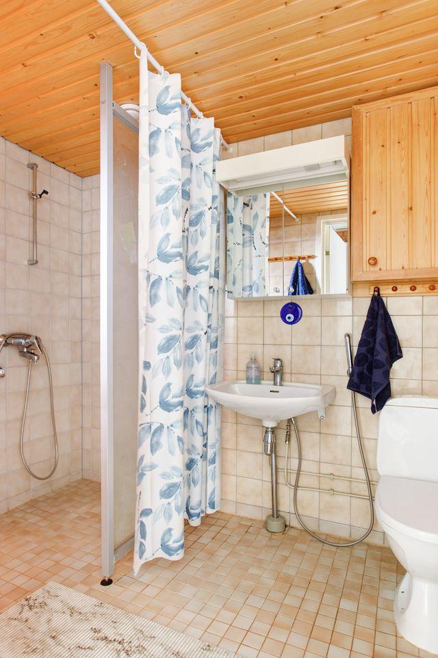 Puustellintie 4, Malminkartano, Helsinki