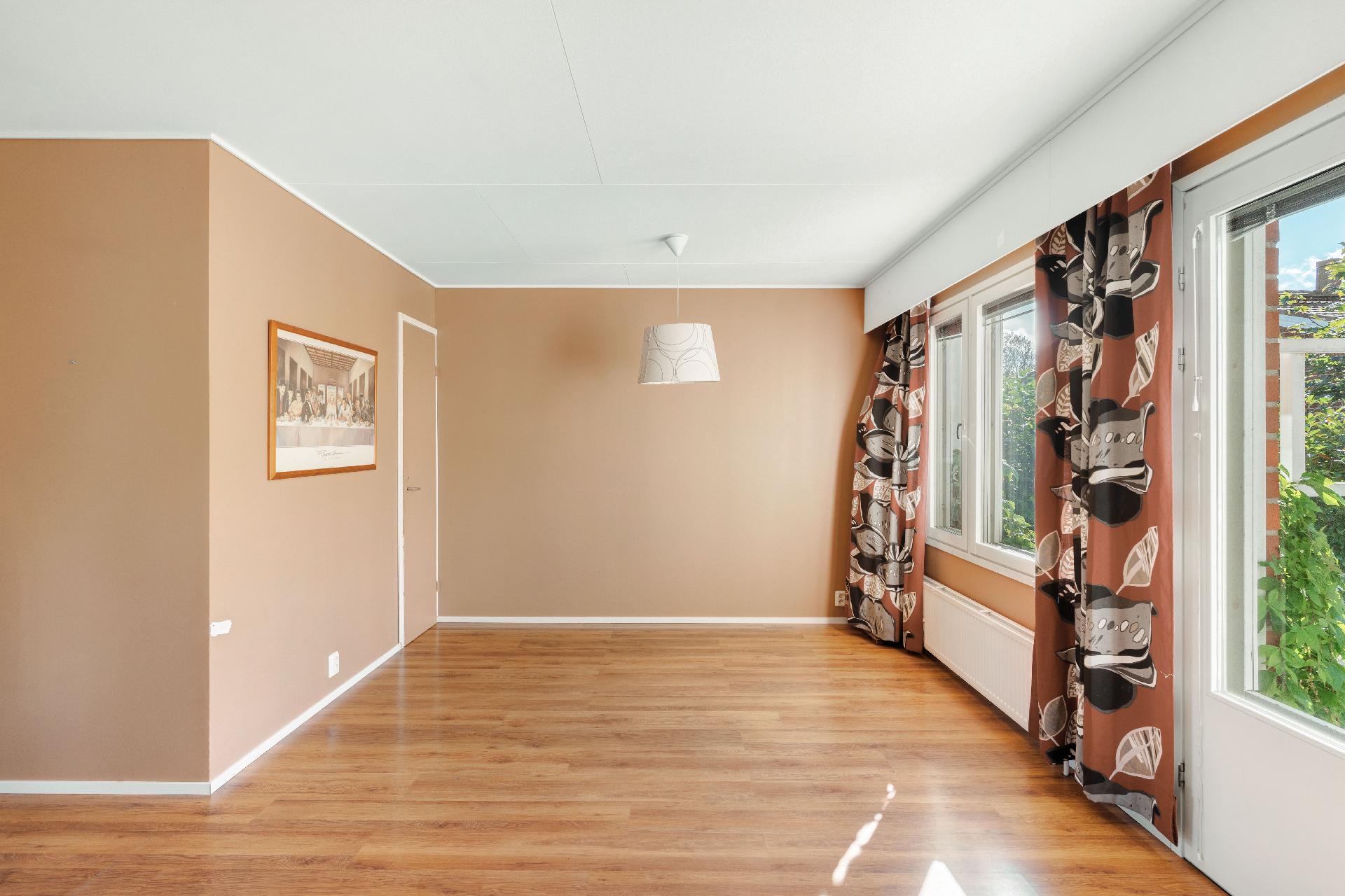 Kaskenpolttajantie 7, Latokaski, Espoo