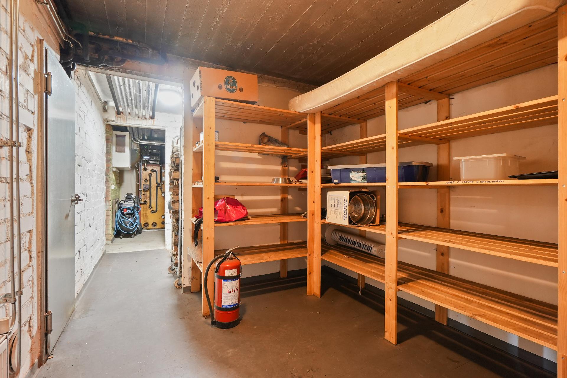 Kellarin varastotila