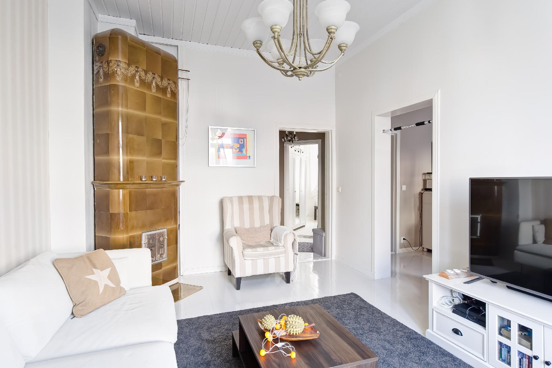 Rautatienkatu 2, Keskusta, Tampere