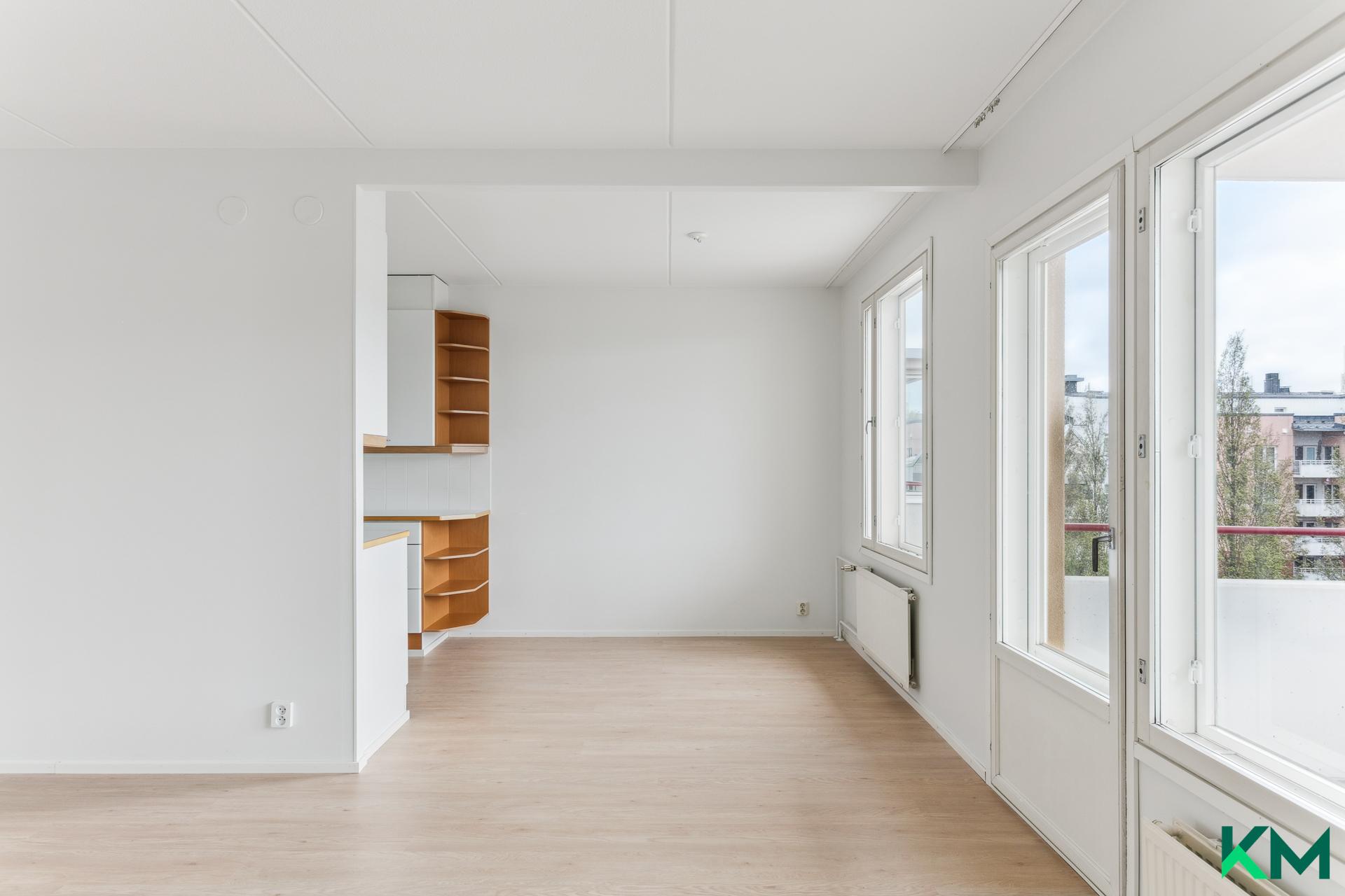 Reilun kokoinen ruokailutila