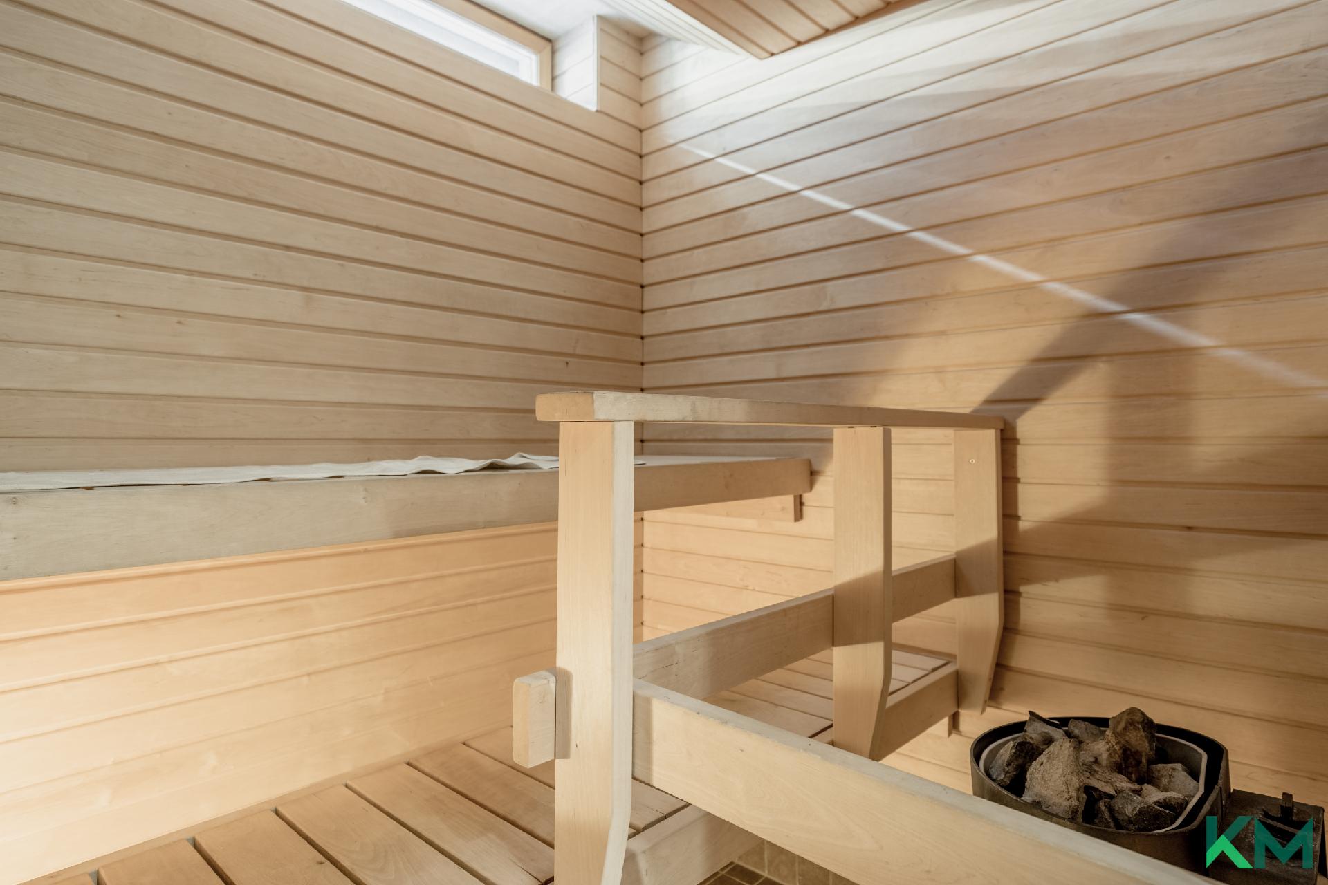 Rentouttavat löylyt päivän päätteeksi tekevät hyvää!